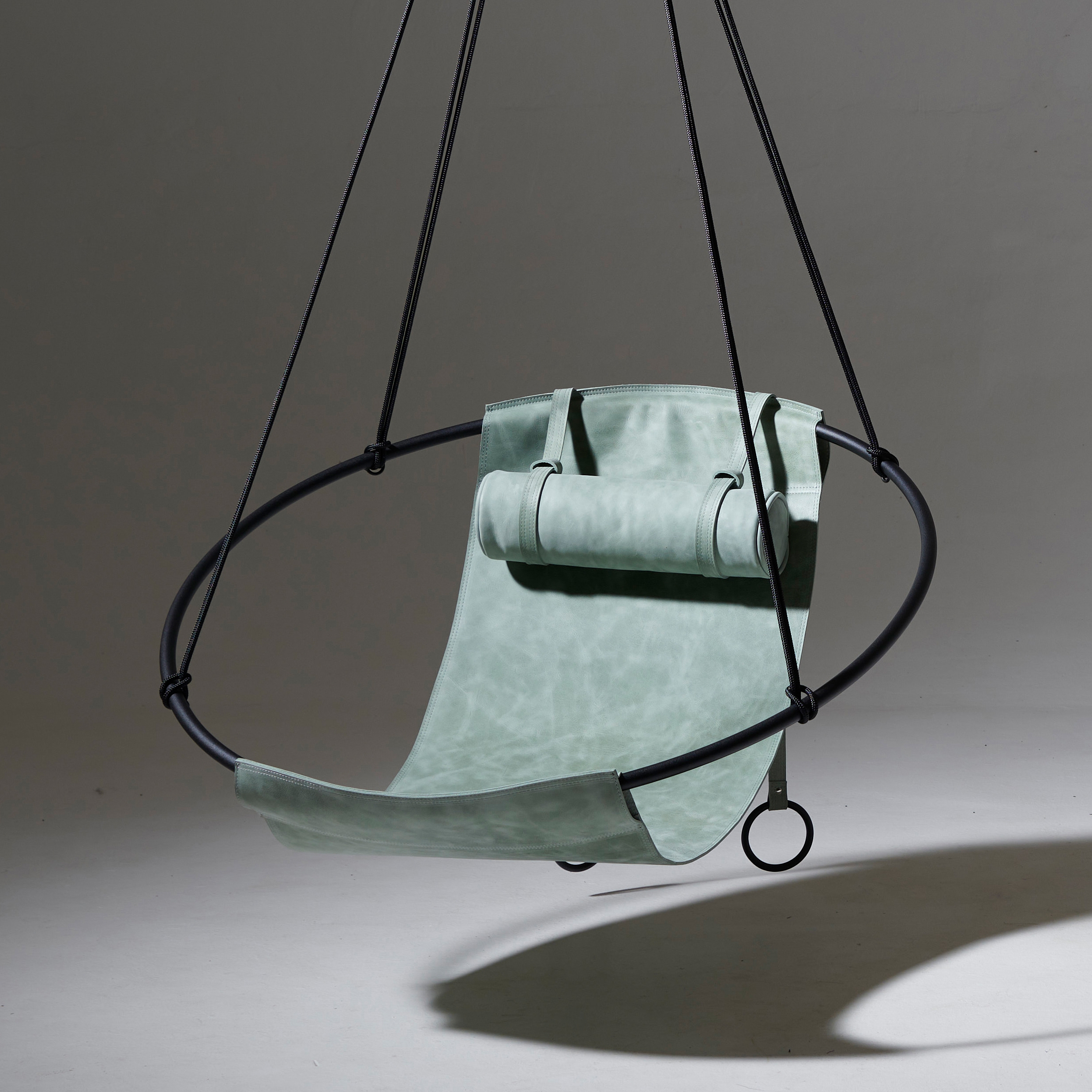 Produkt Sling Hanging Chair - Special Edition des Herstellers Studio Stirling anzeigen