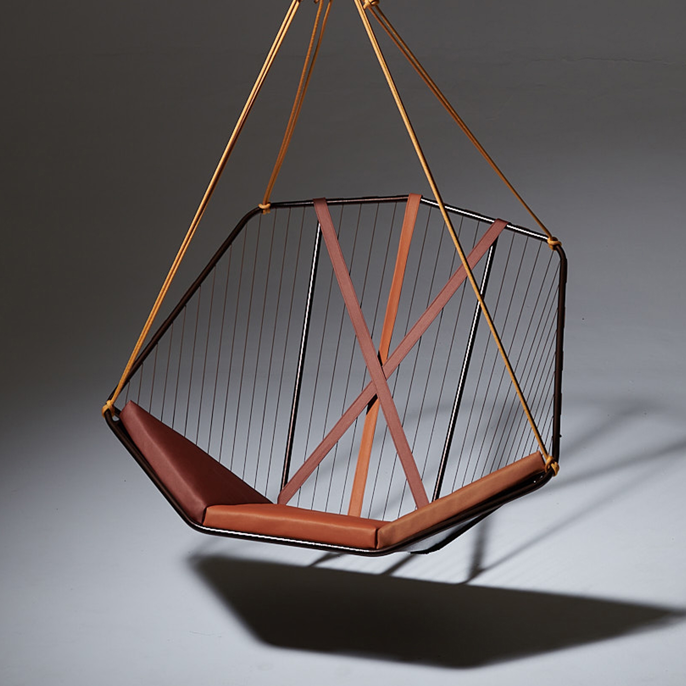 Angle7 Outdoor Hanging Chair