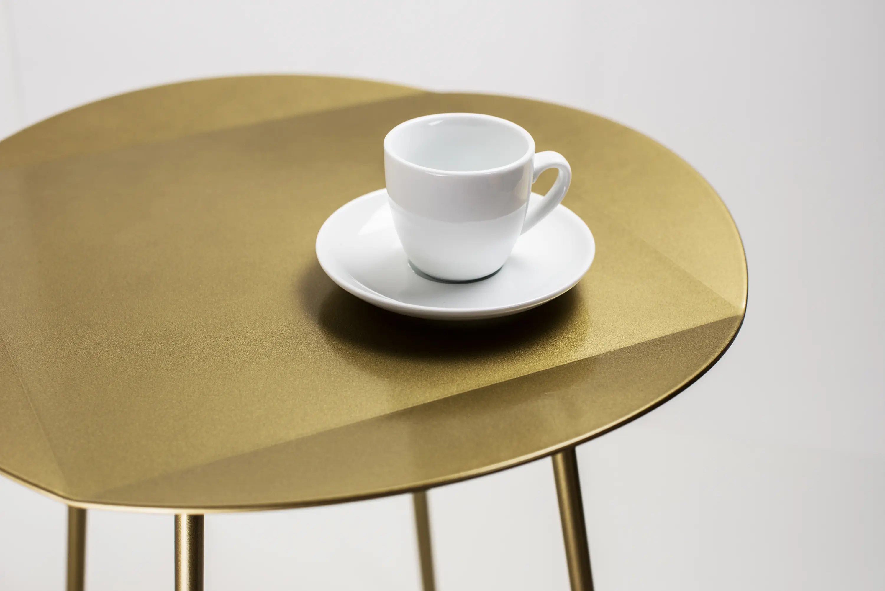 Joval - LEITO Side Table | Triangular