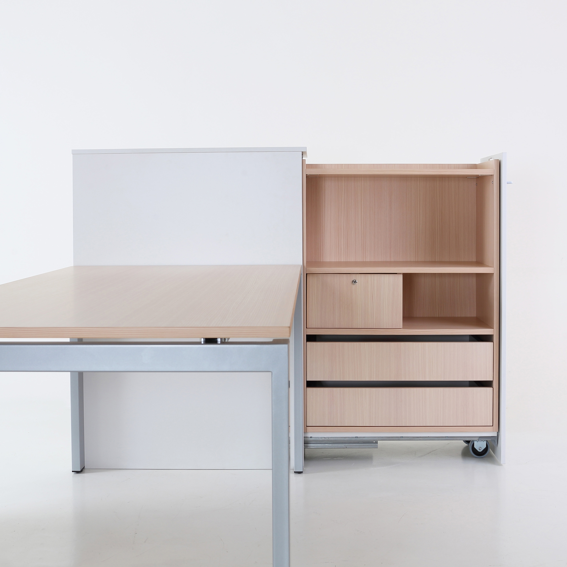 Display product APK from manufacturer gumpo