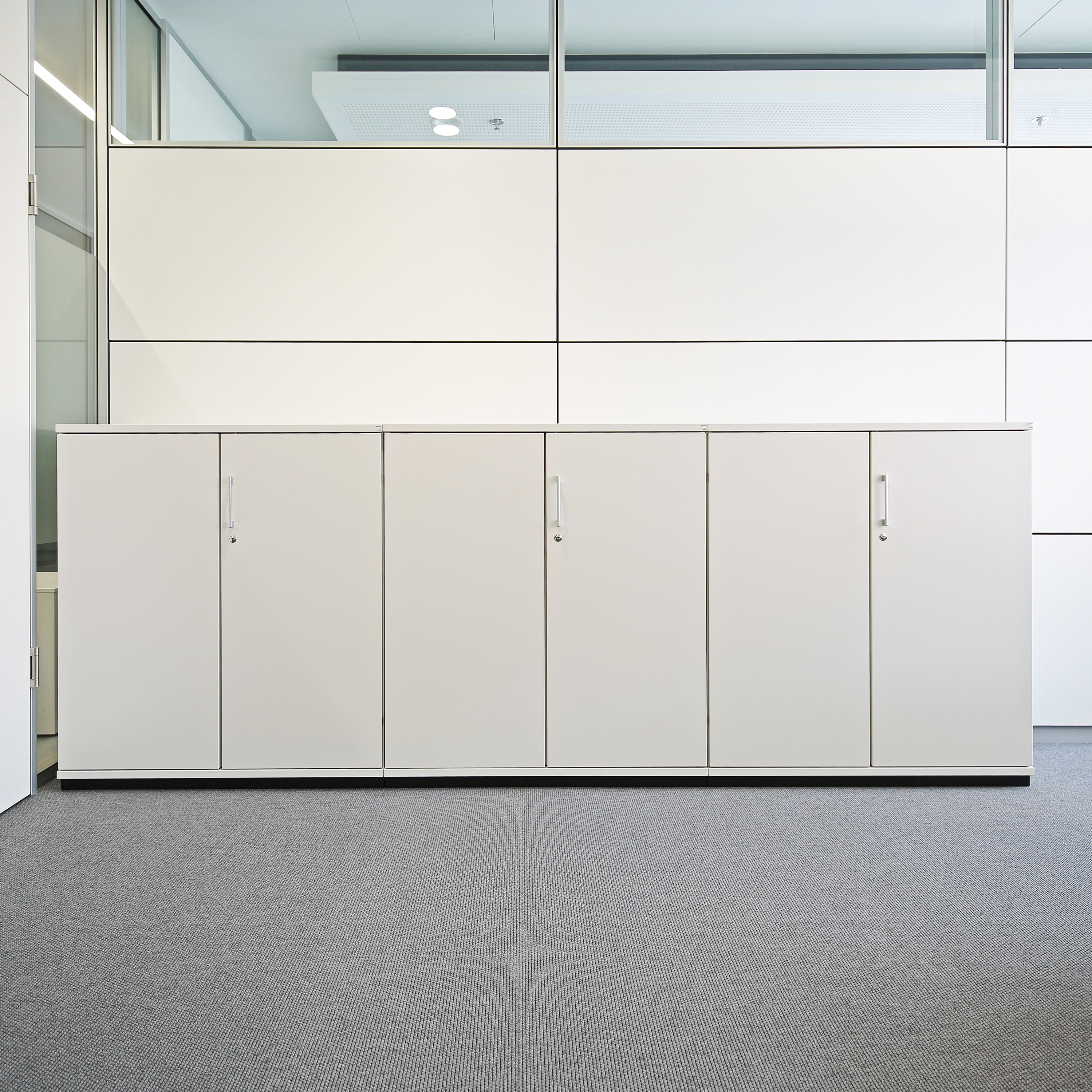 Display product gumpo Cabinet from manufacturer gumpo
