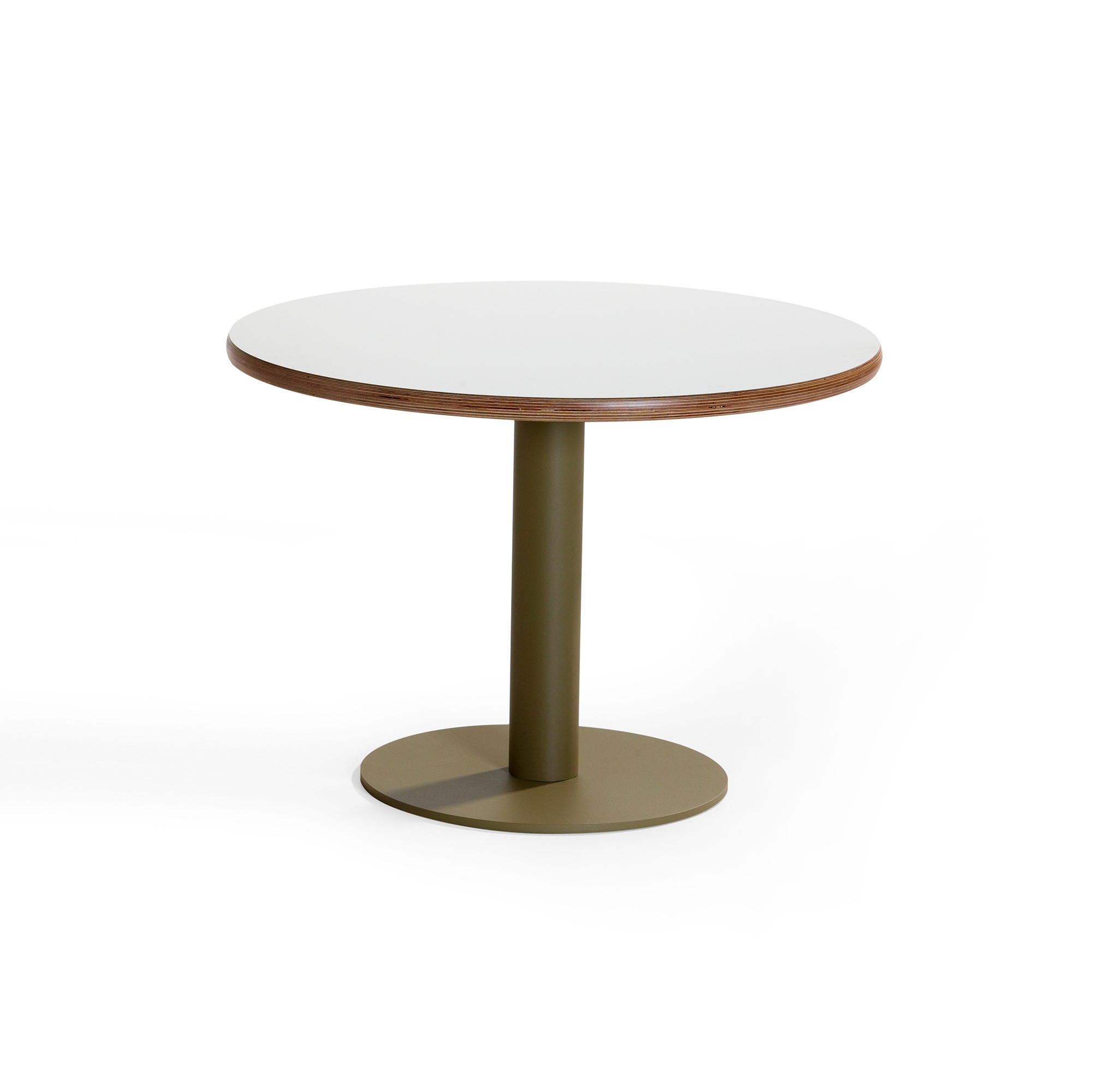 Mostra il prodotto Club table del produttore Lande