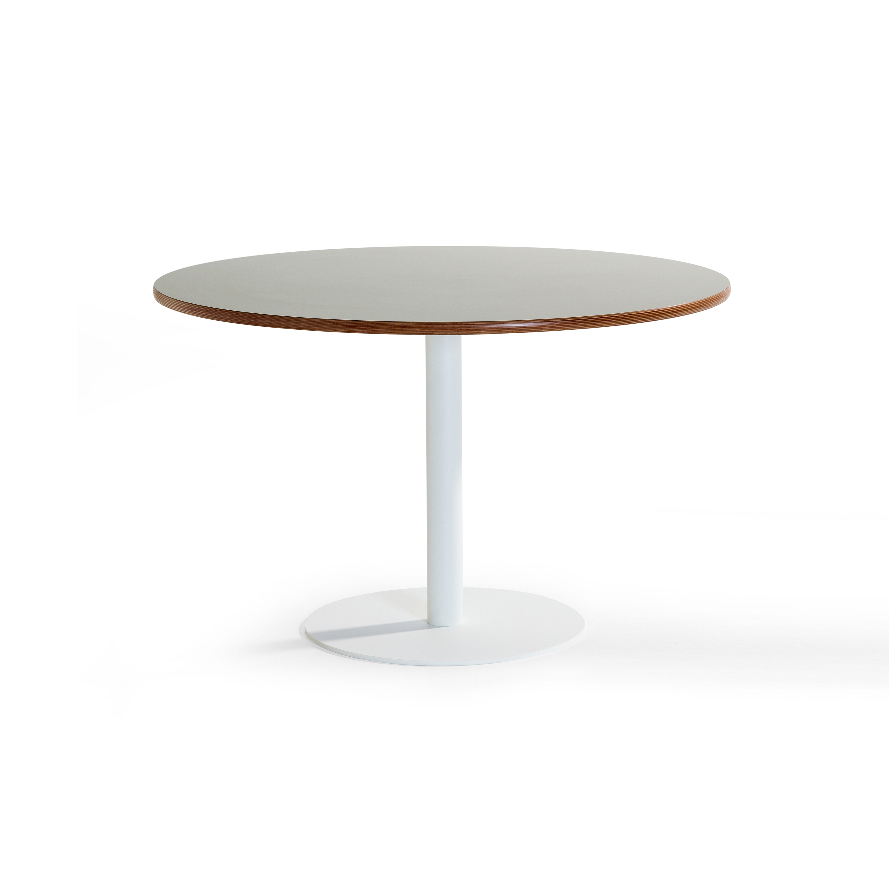 Mostra il prodotto Club table del produttore Lande