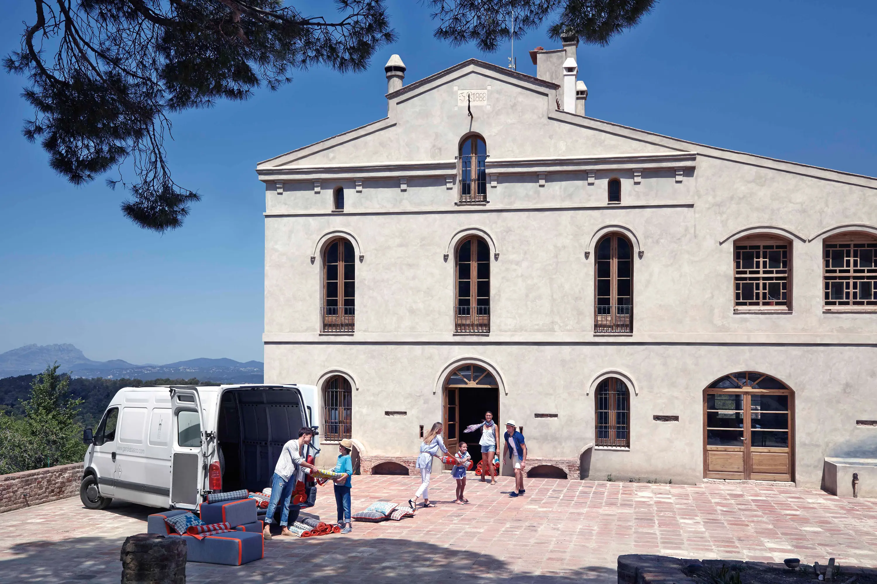 GAN - Bandas Chair D White 18