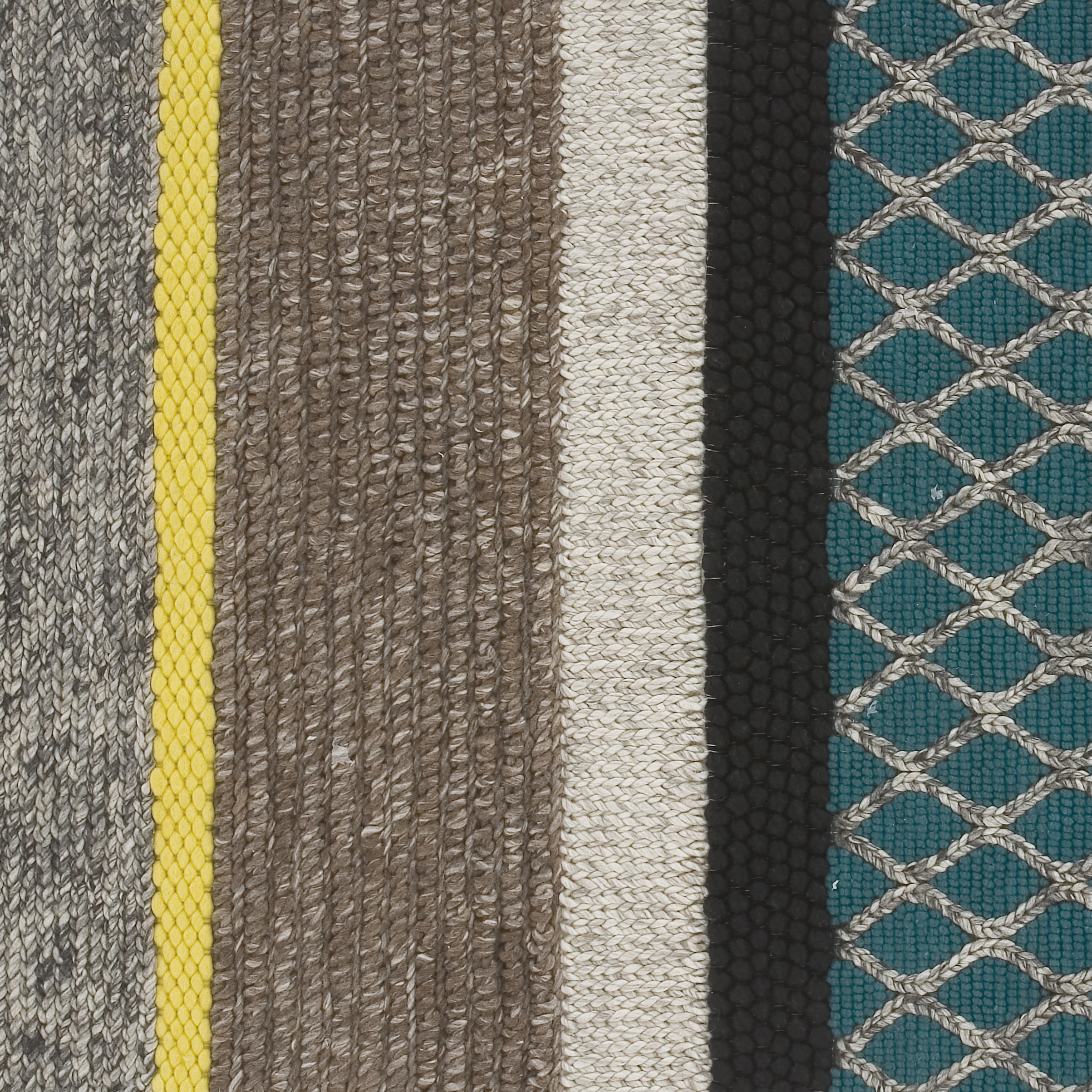 Mostra il prodotto Mangas Original Rug Rectangular MR1 1 del produttore GAN