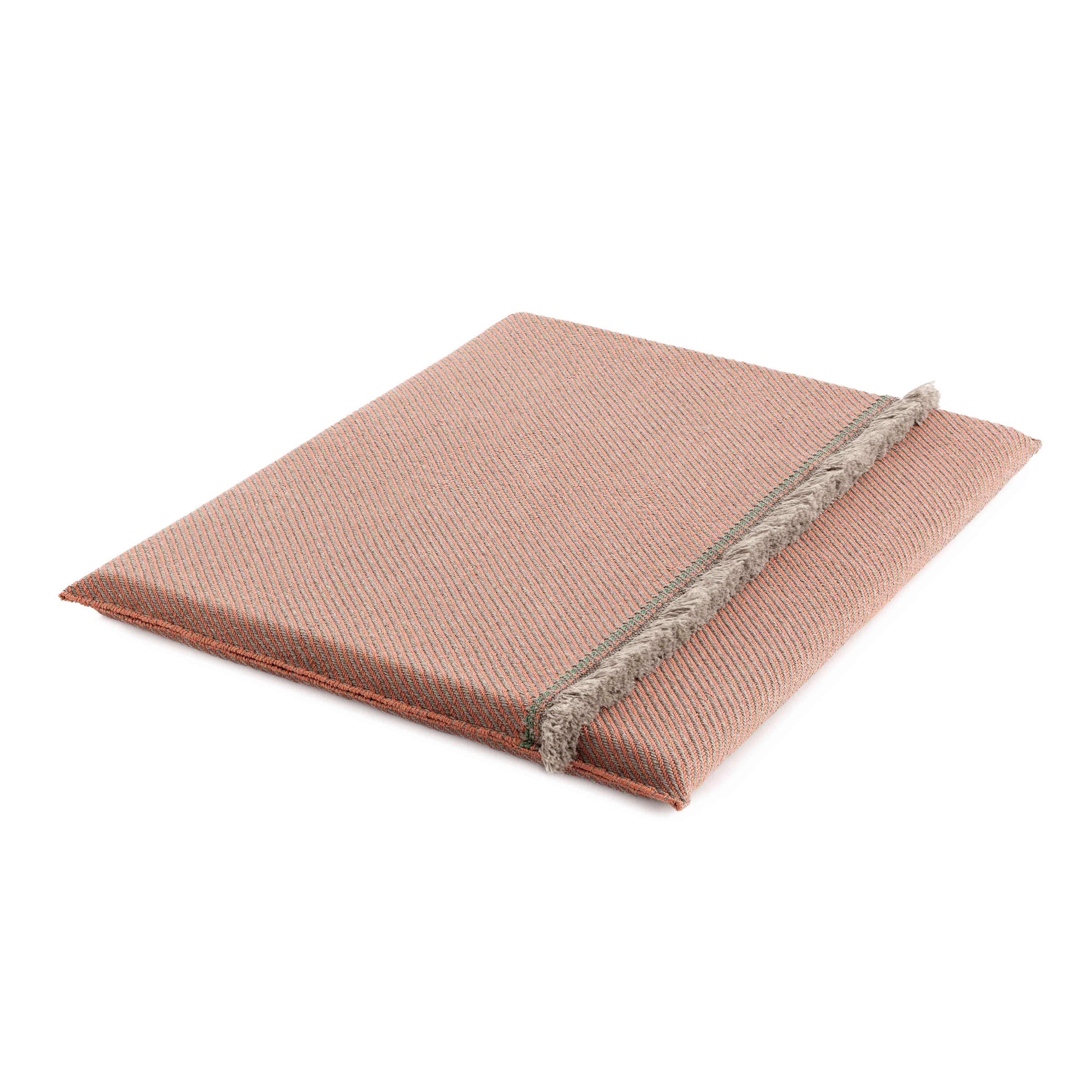 Garden Layers Big Mattress Diagonal almond-peach