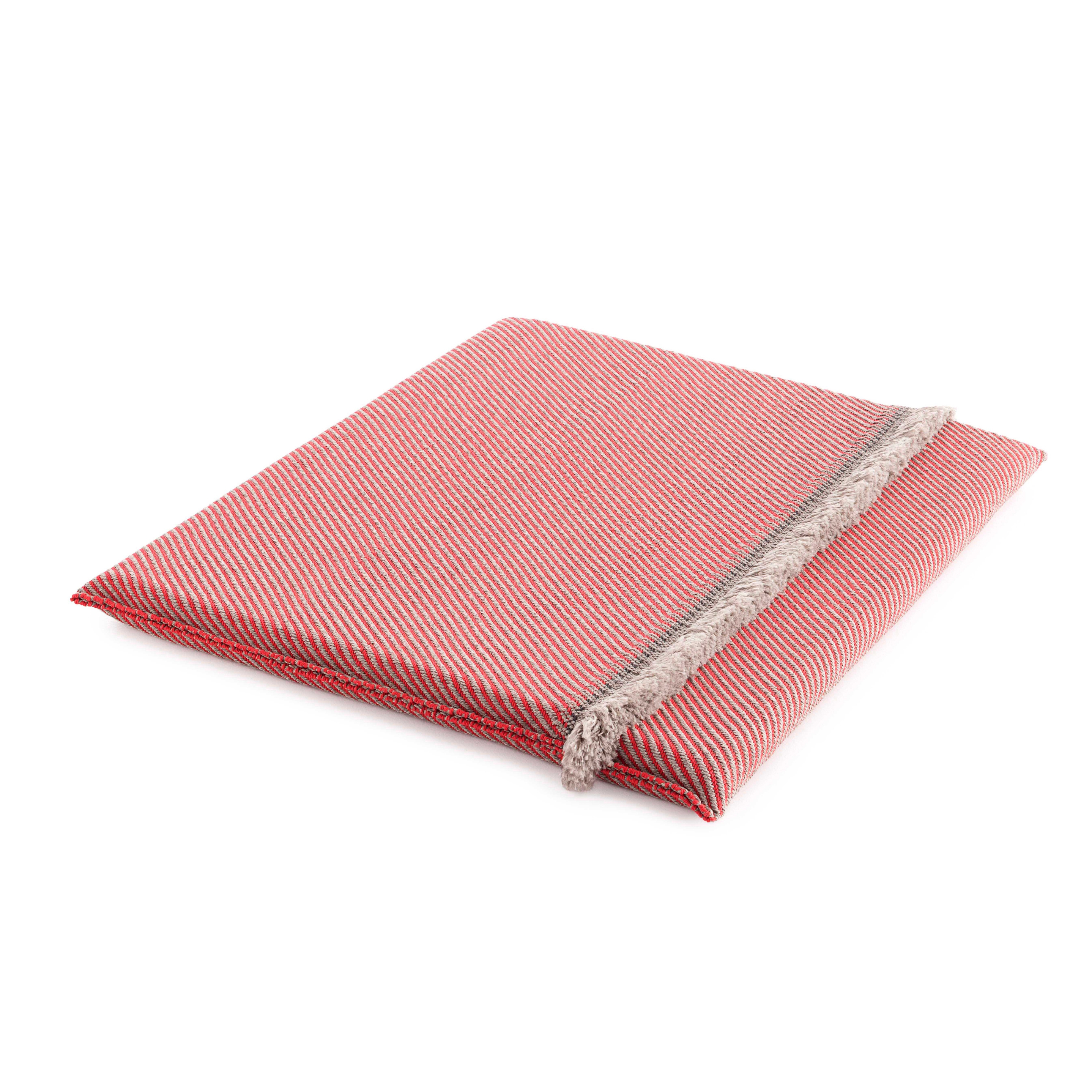 Garden Layers Big Mattress Diagonal almond-red
