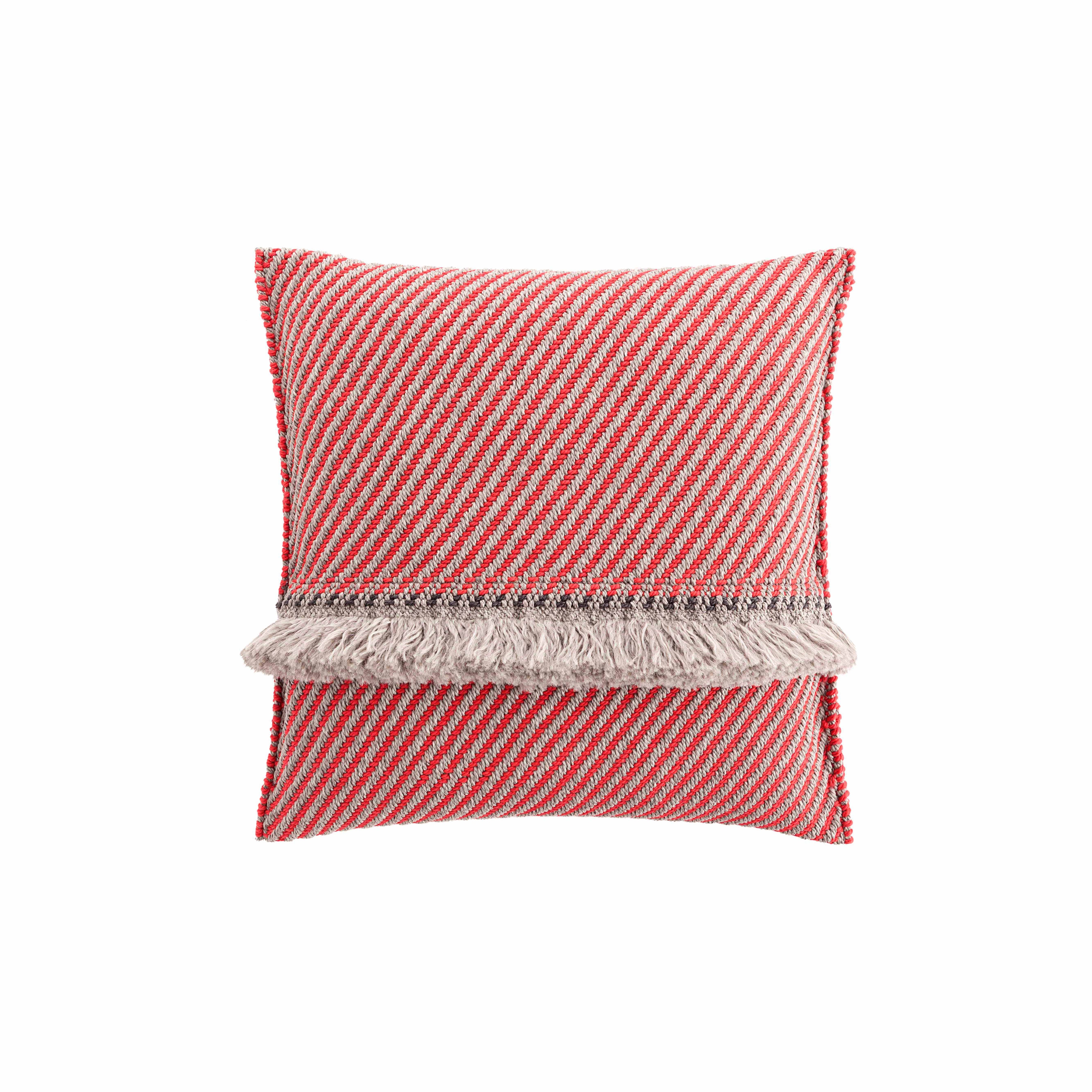 Garden Layers Big Cushion Diagonal almond-red