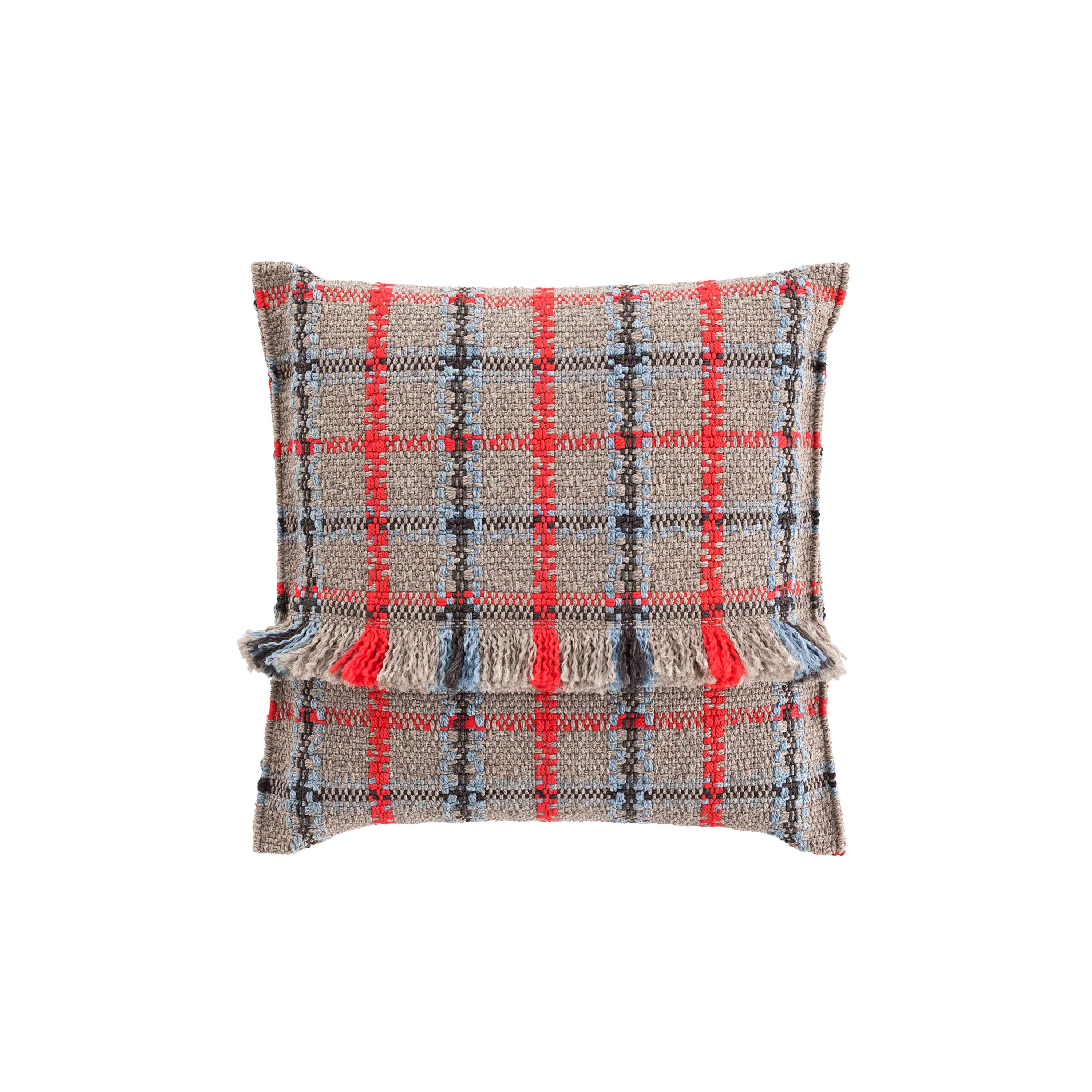 Vertoon produk Garden Layers Big Cushion Tartan blue van vervaardiger GAN