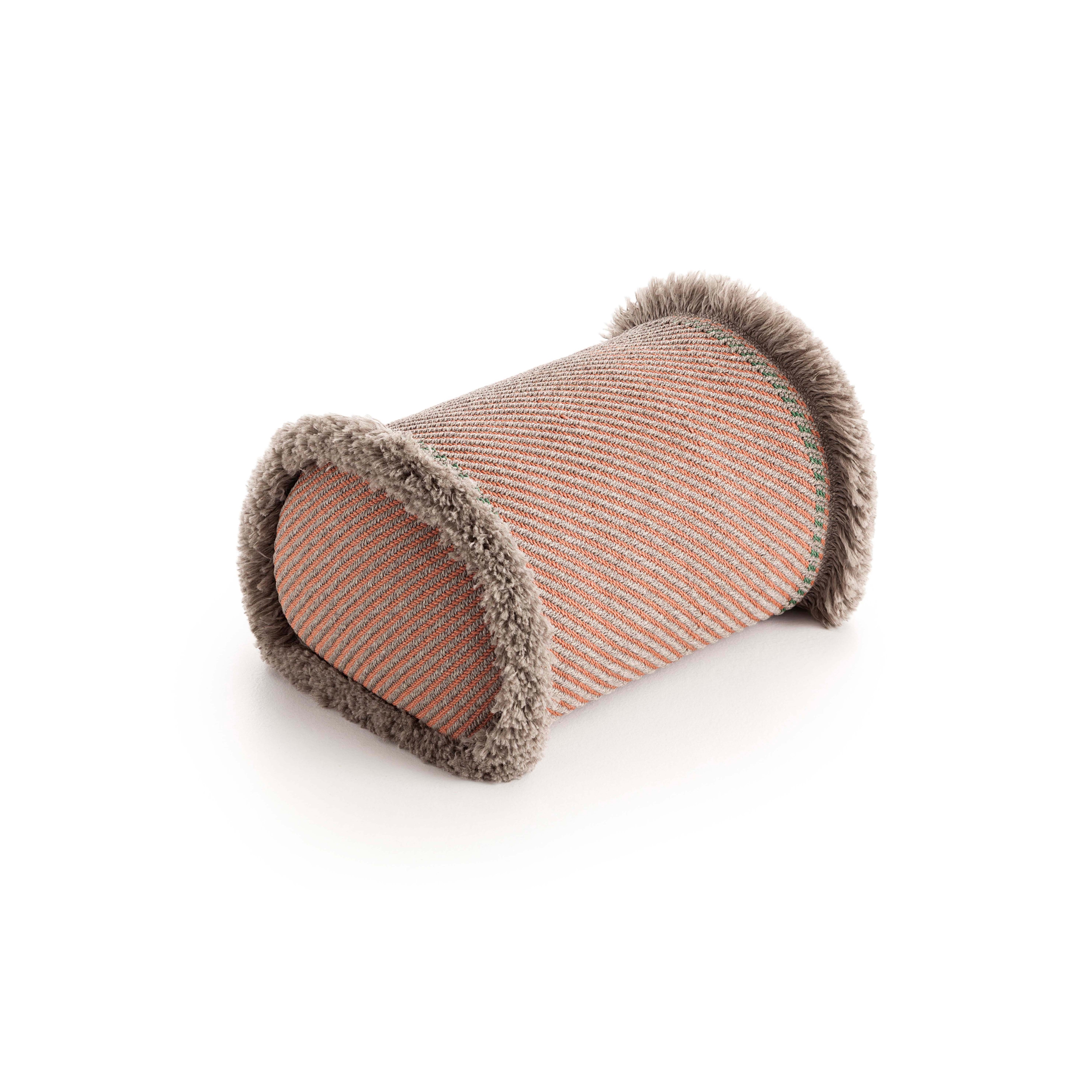 Garden Layers Big Roll Diagonal almond-peach