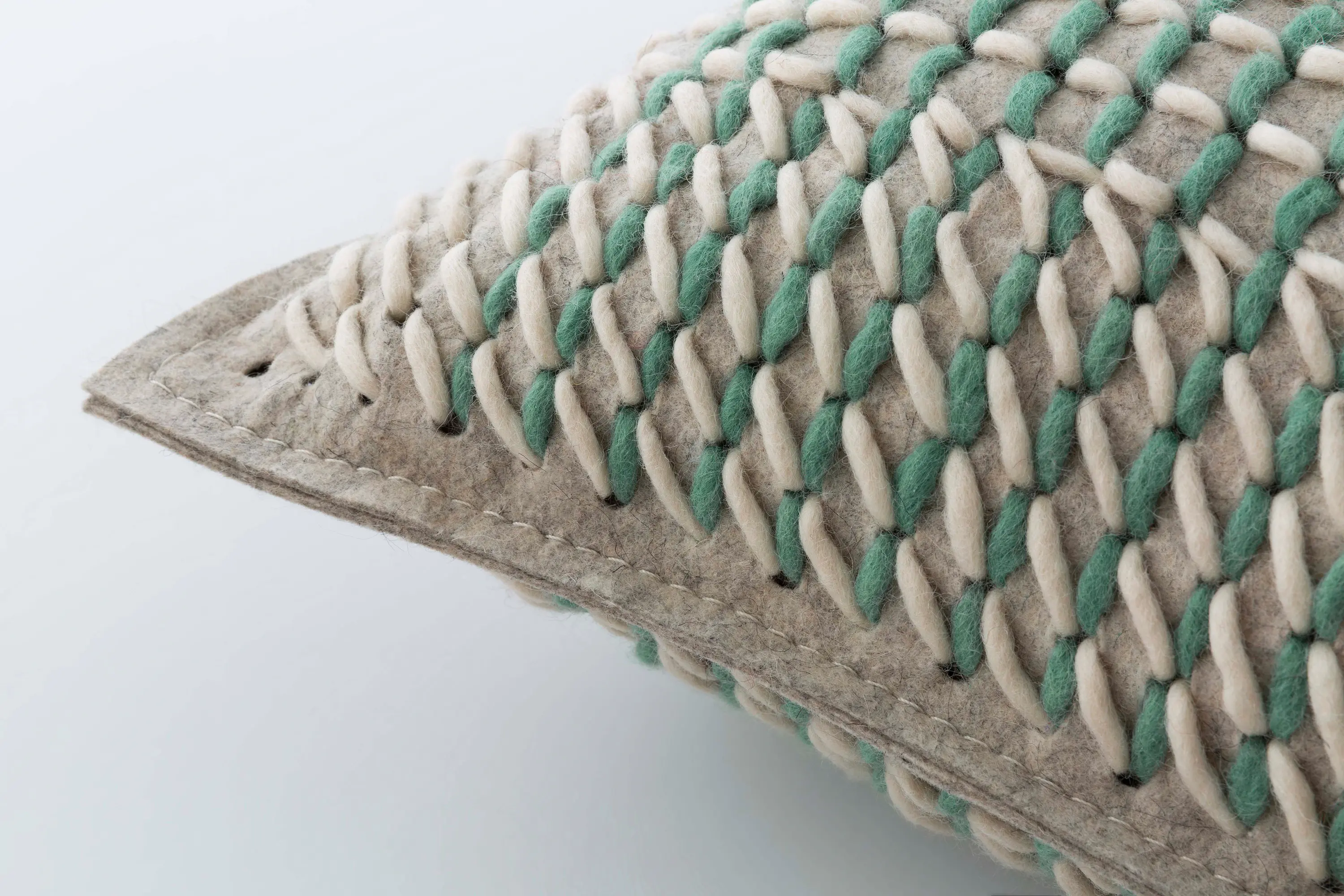 GAN - Canevas Geo Cushion Green