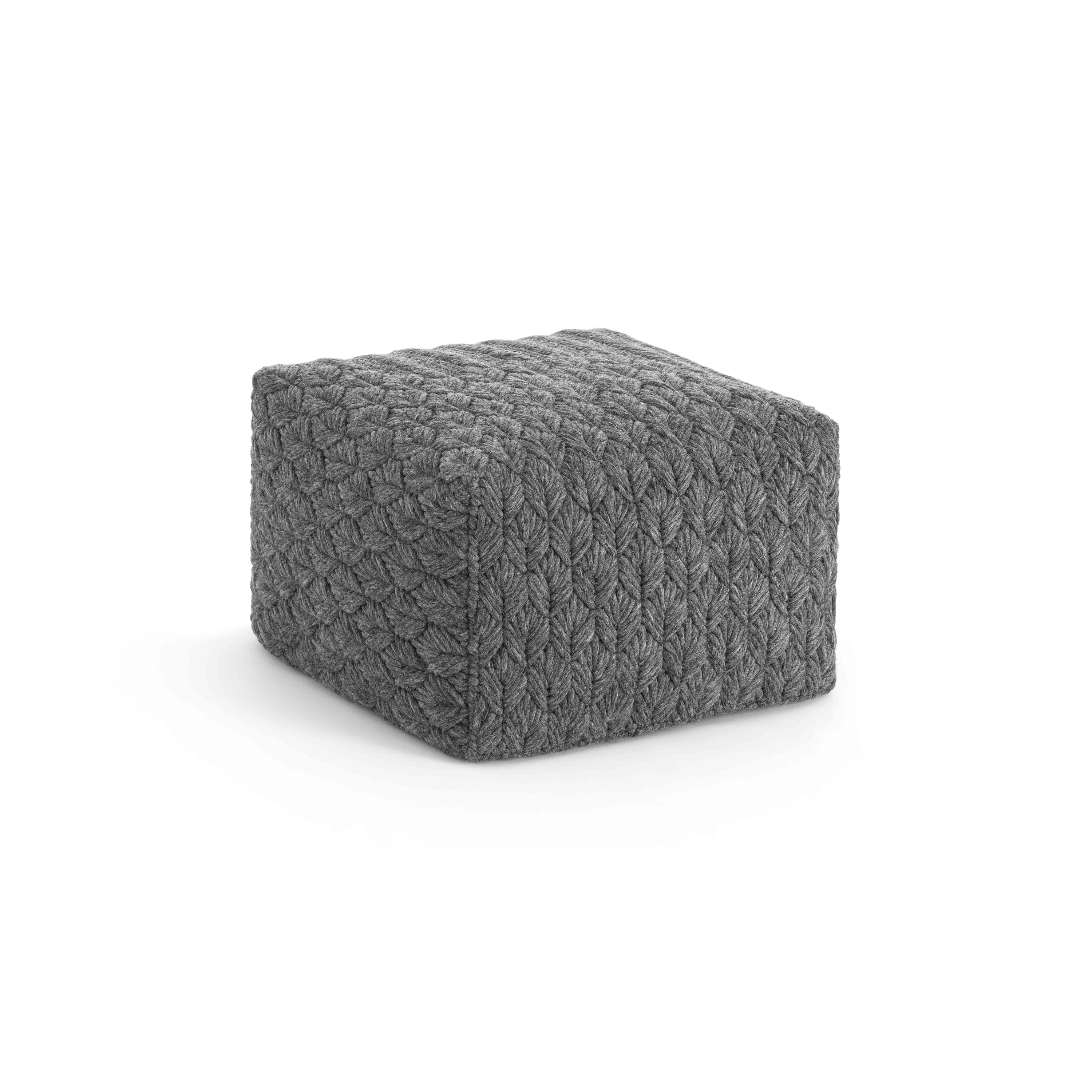 Mostrar el producto Chaddar Pouf  Charcoal del fabricante GAN