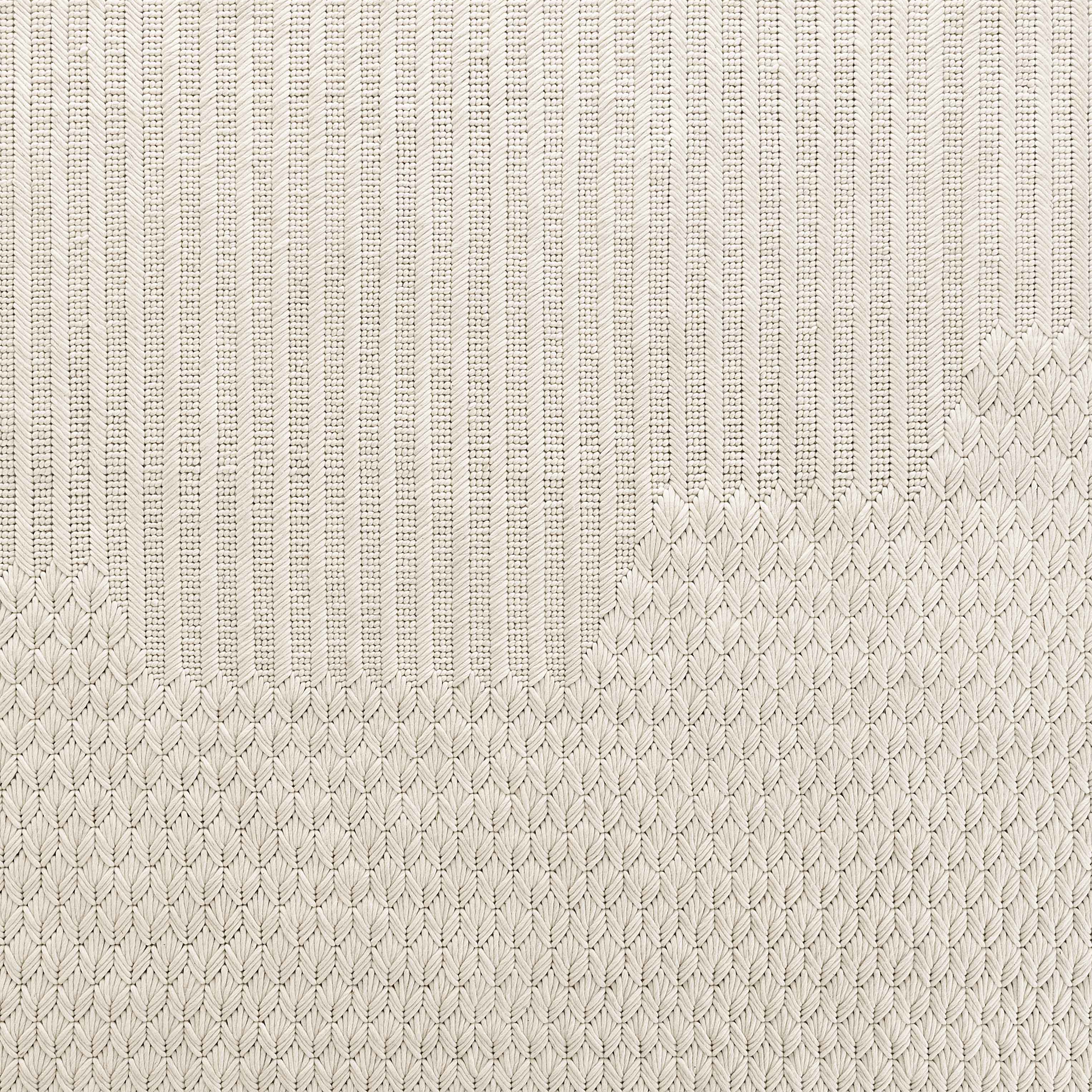Display product Chaddar Rug White from manufacturer GAN