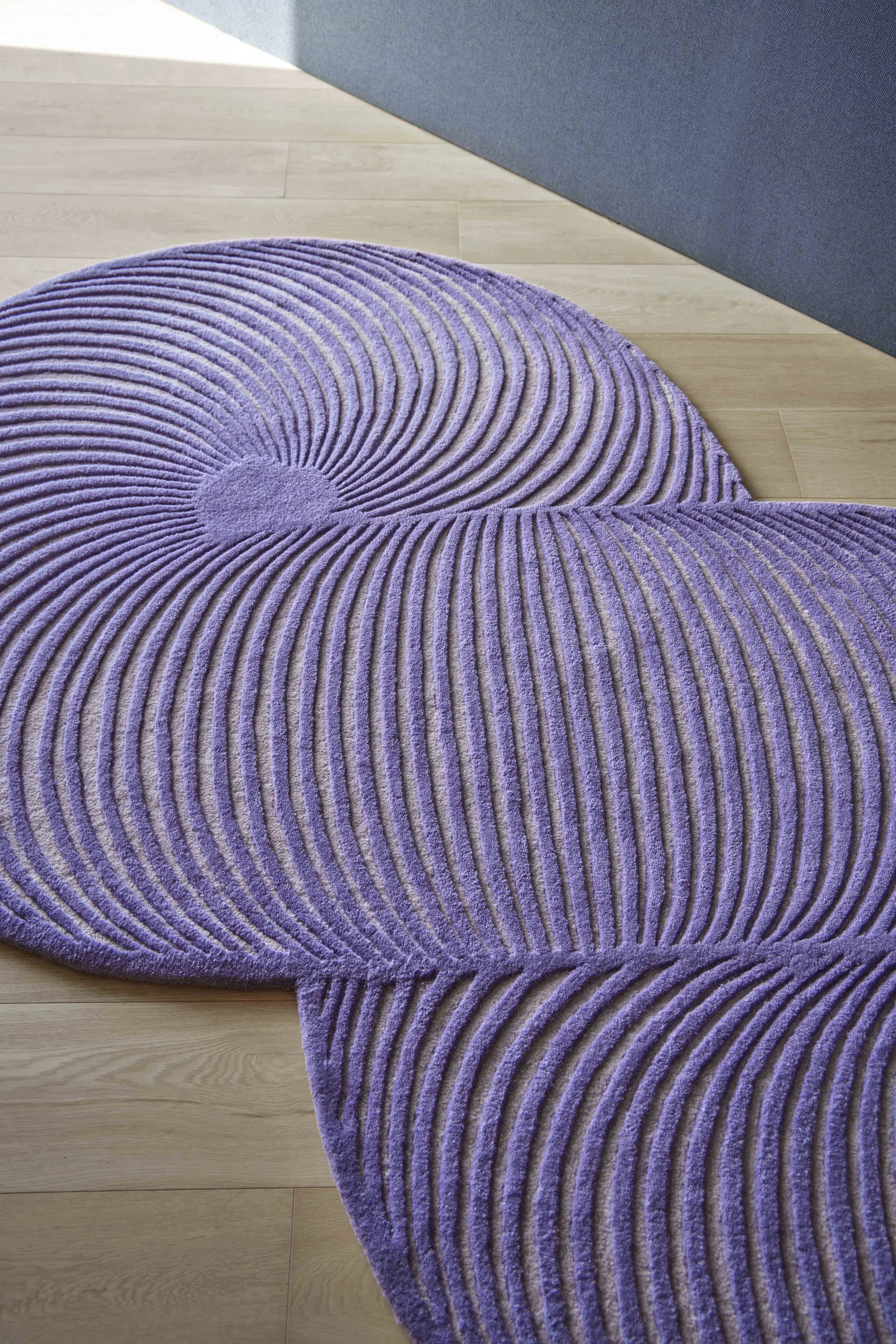 GAN - Giro Rug Lilac 1