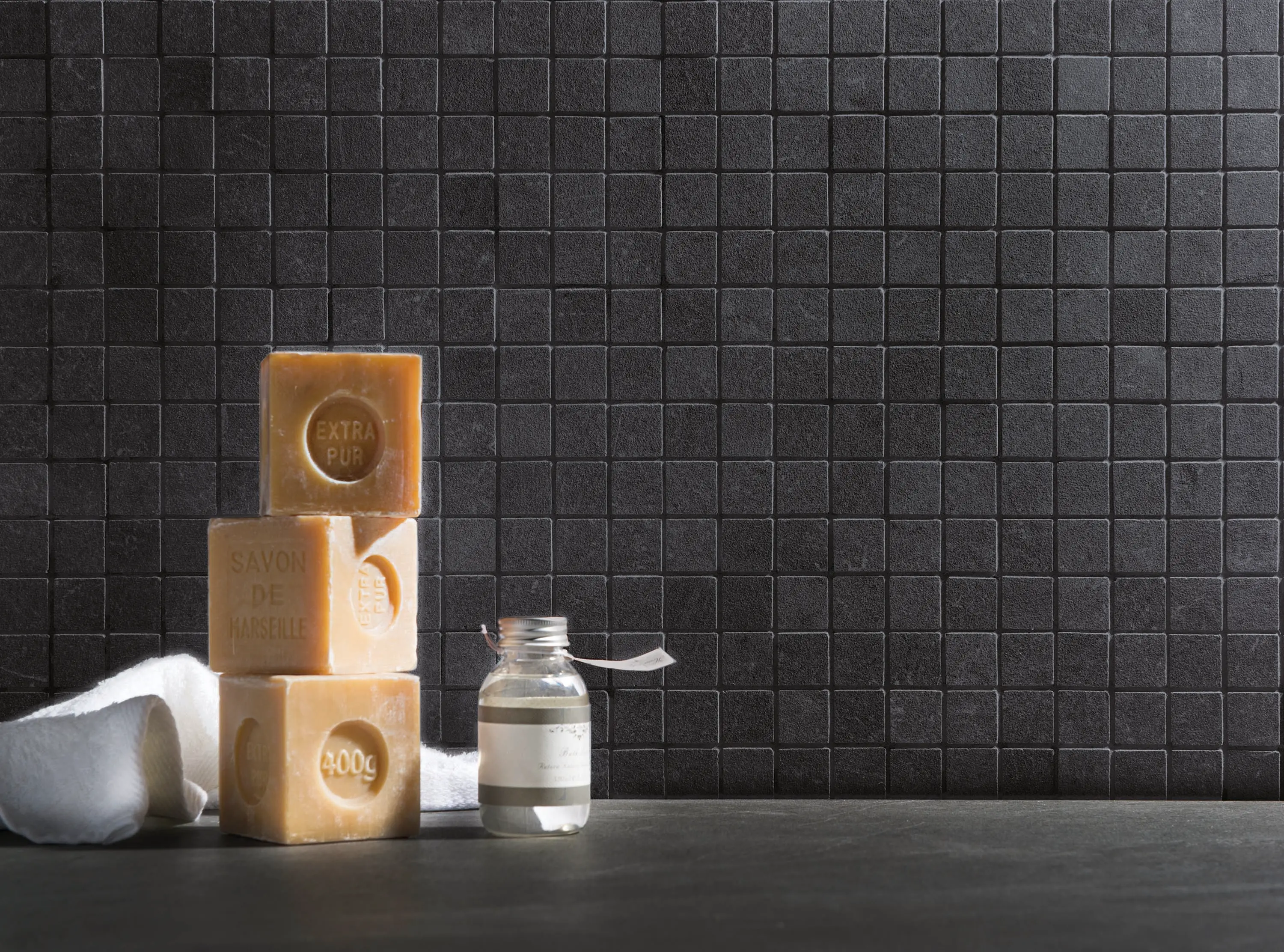 EMILGROUP - Cornerstone Granite Stone Listelli sfalsati