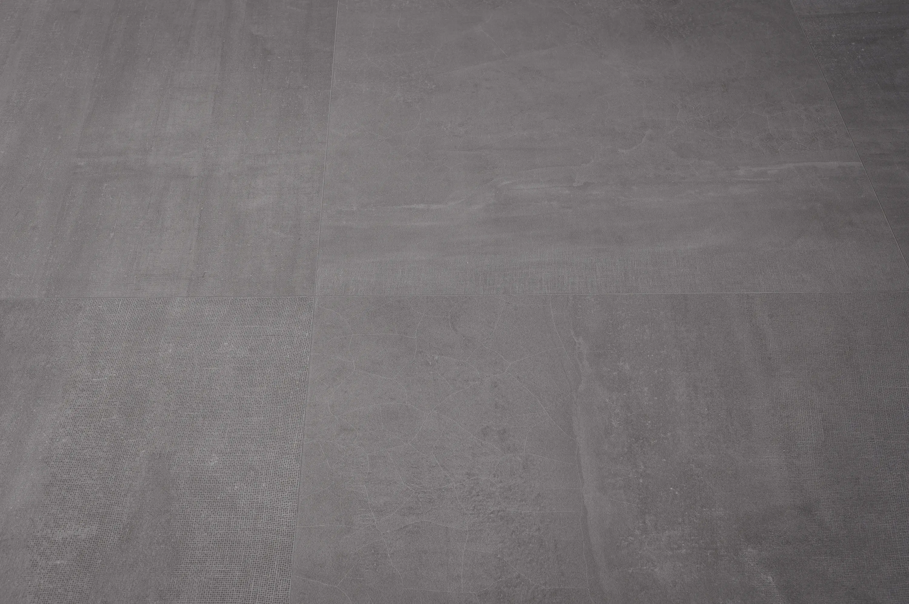EMILGROUP - Gesso Listelli Sfalsati Pearl Grey