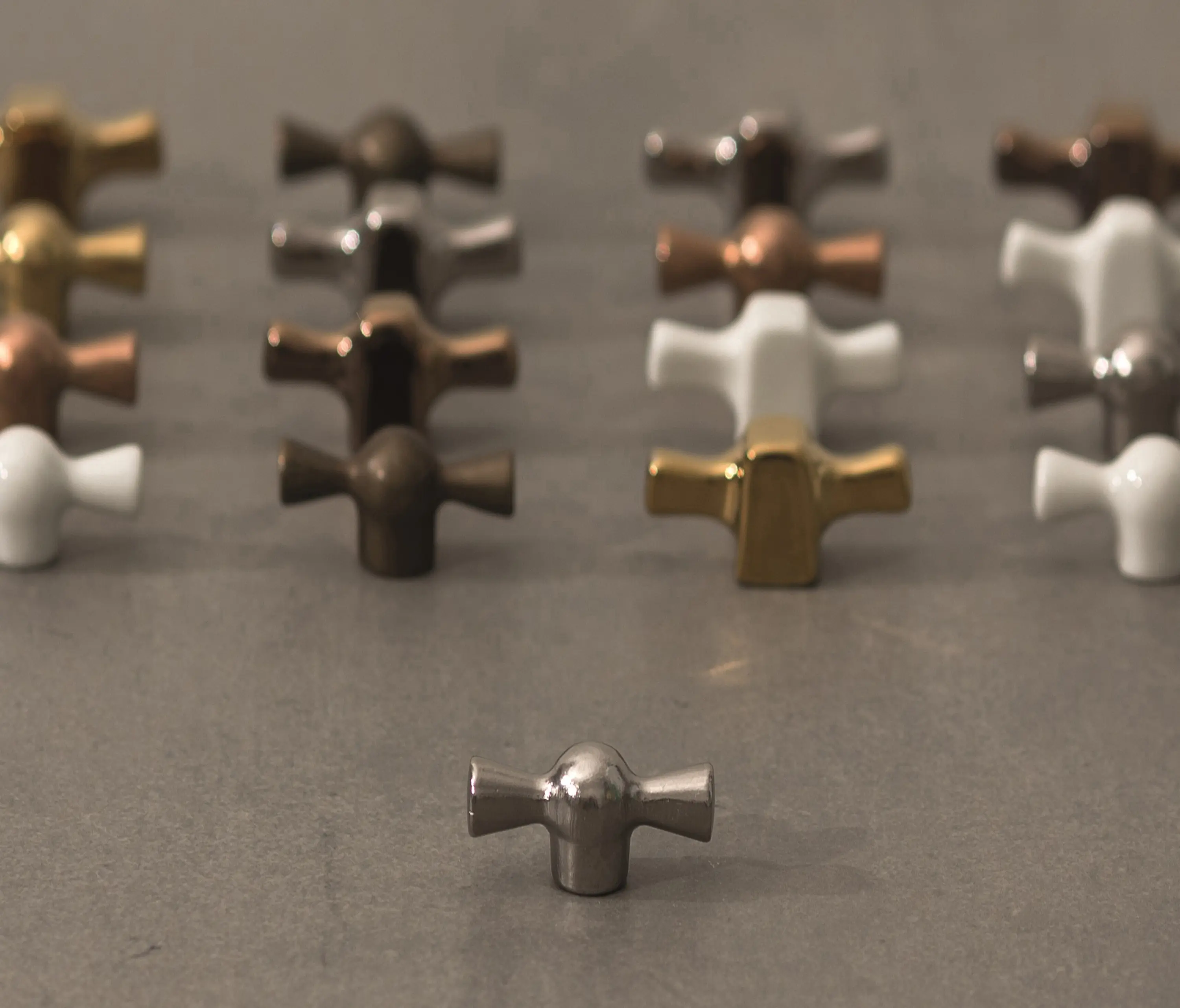 Gi Gambarelli - White Italy⎟Gold push button