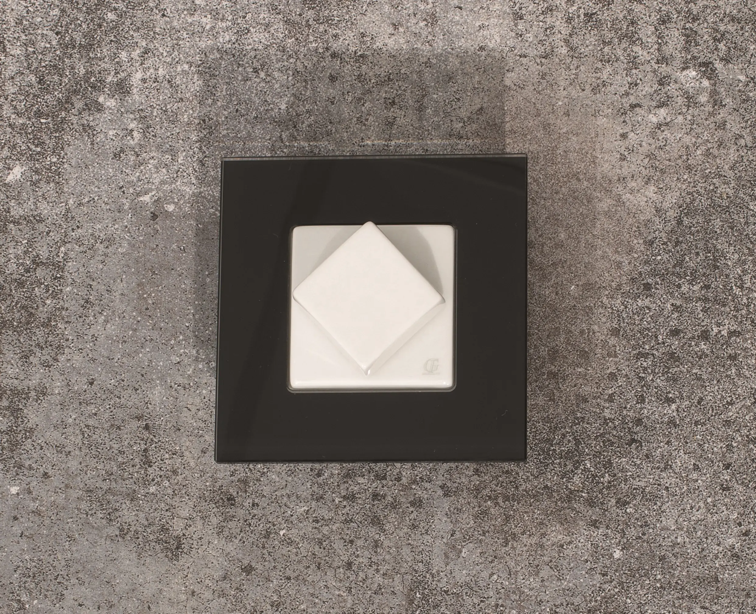 Gi Gambarelli - Arreda square⎟switch