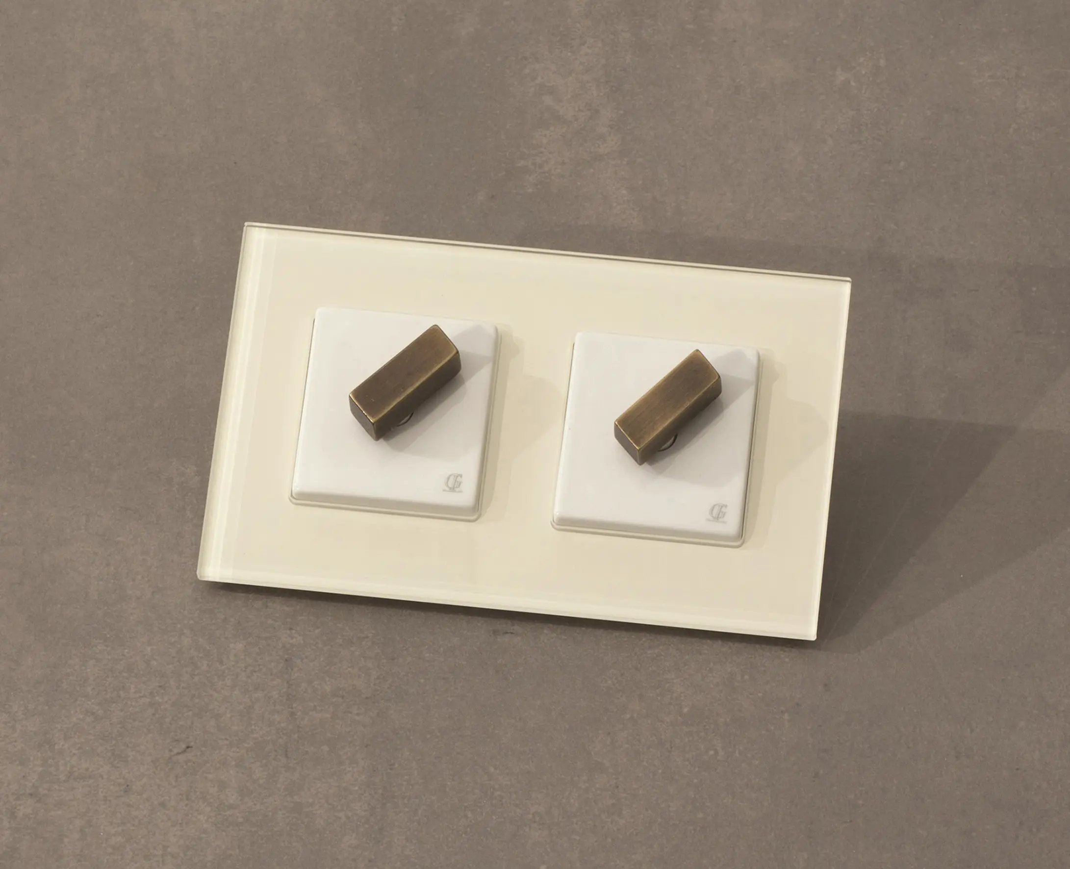 Gi Gambarelli - Arreda square⎟double switch