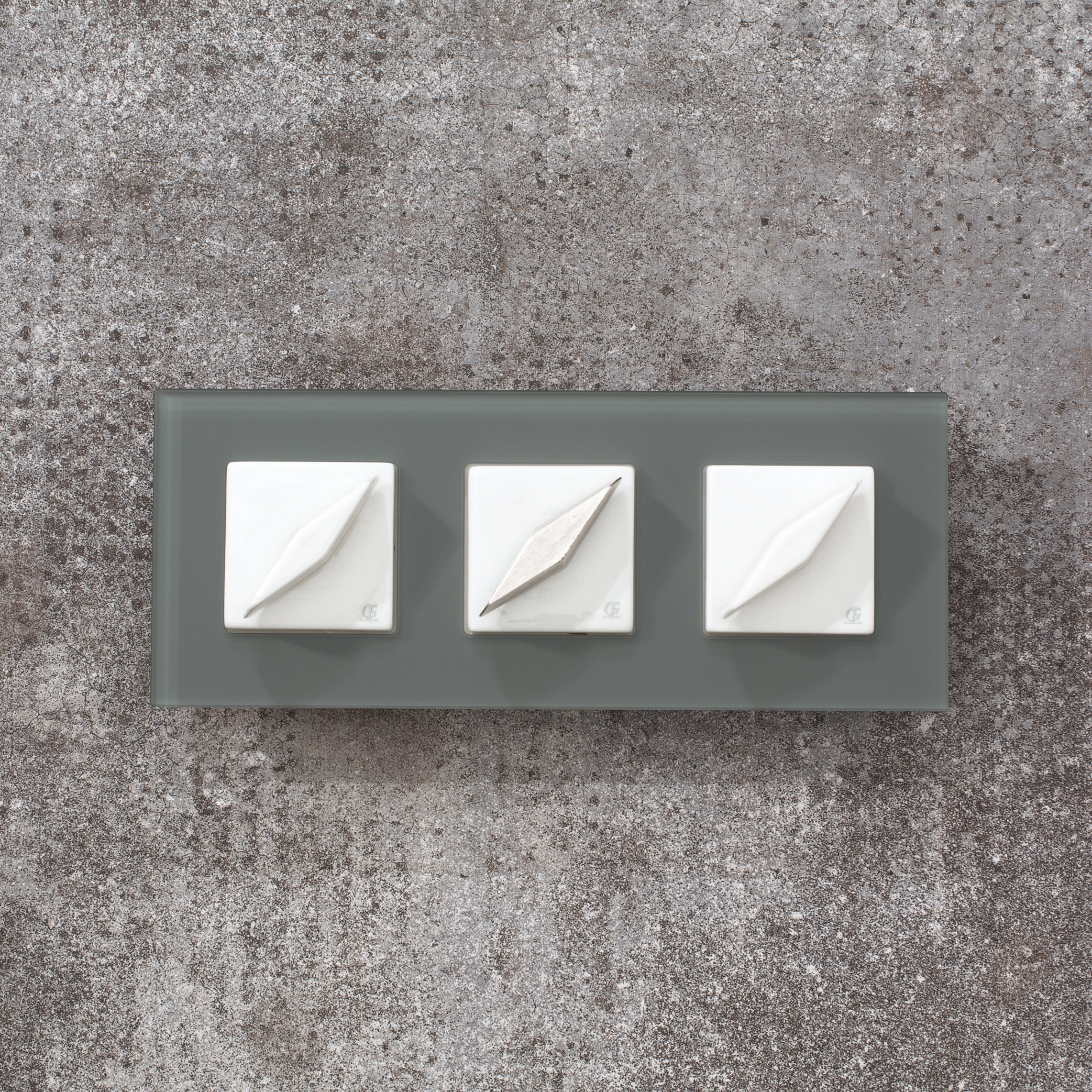 Produkt Arreda square⎟3 switches des Herstellers Gi Gambarelli anzeigen
