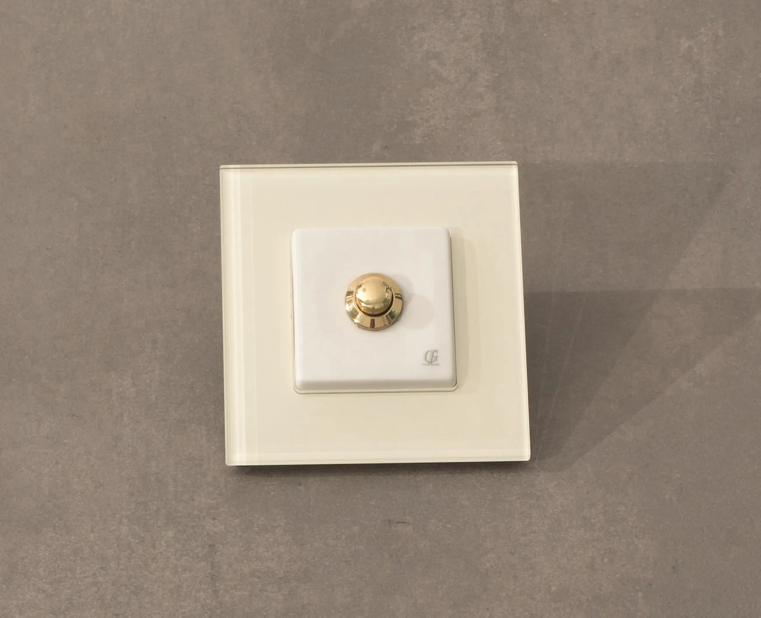Gi Gambarelli - Arreda square⎟push button