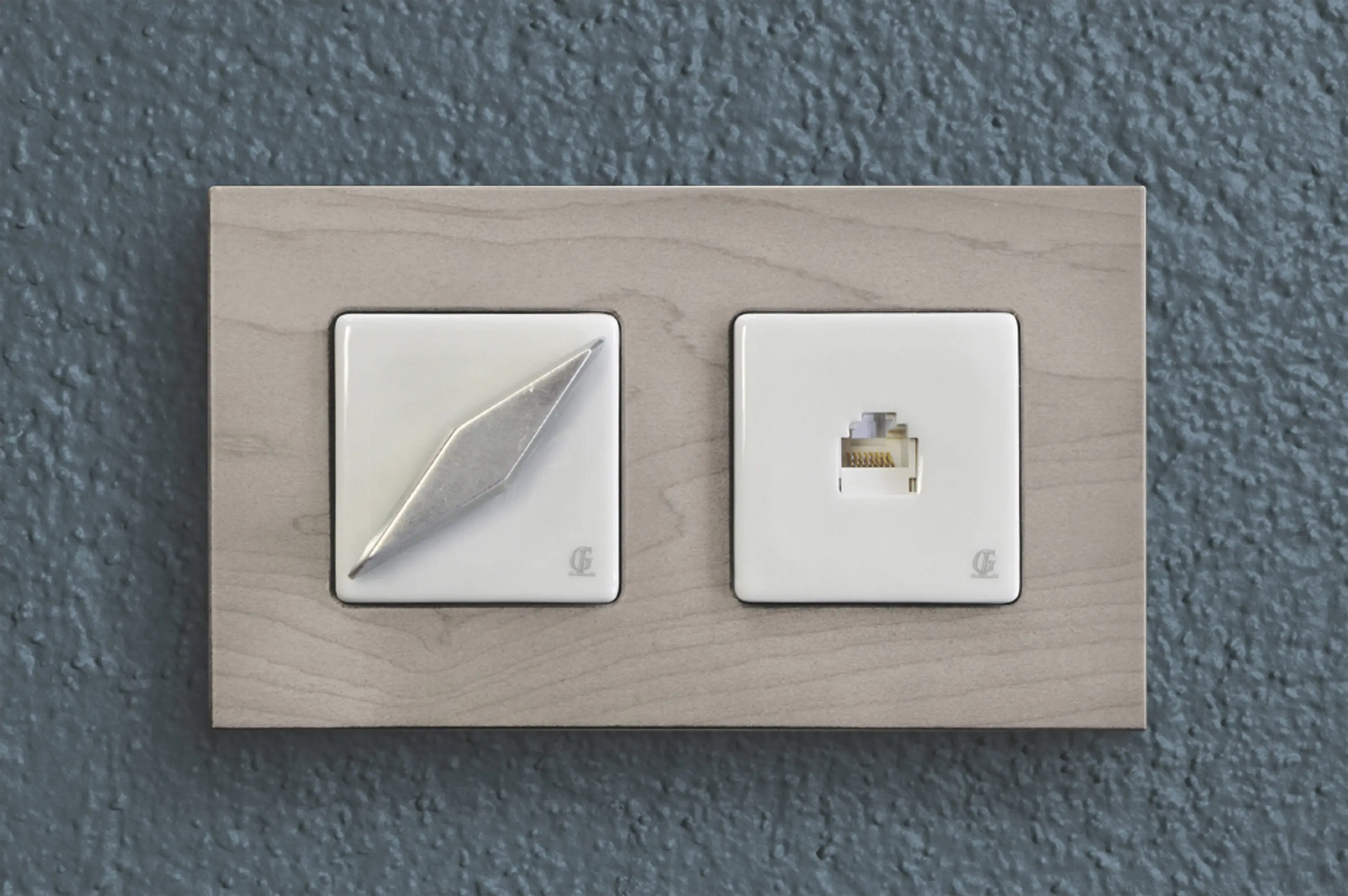 Gi Gambarelli - Arreda square⎟double switch