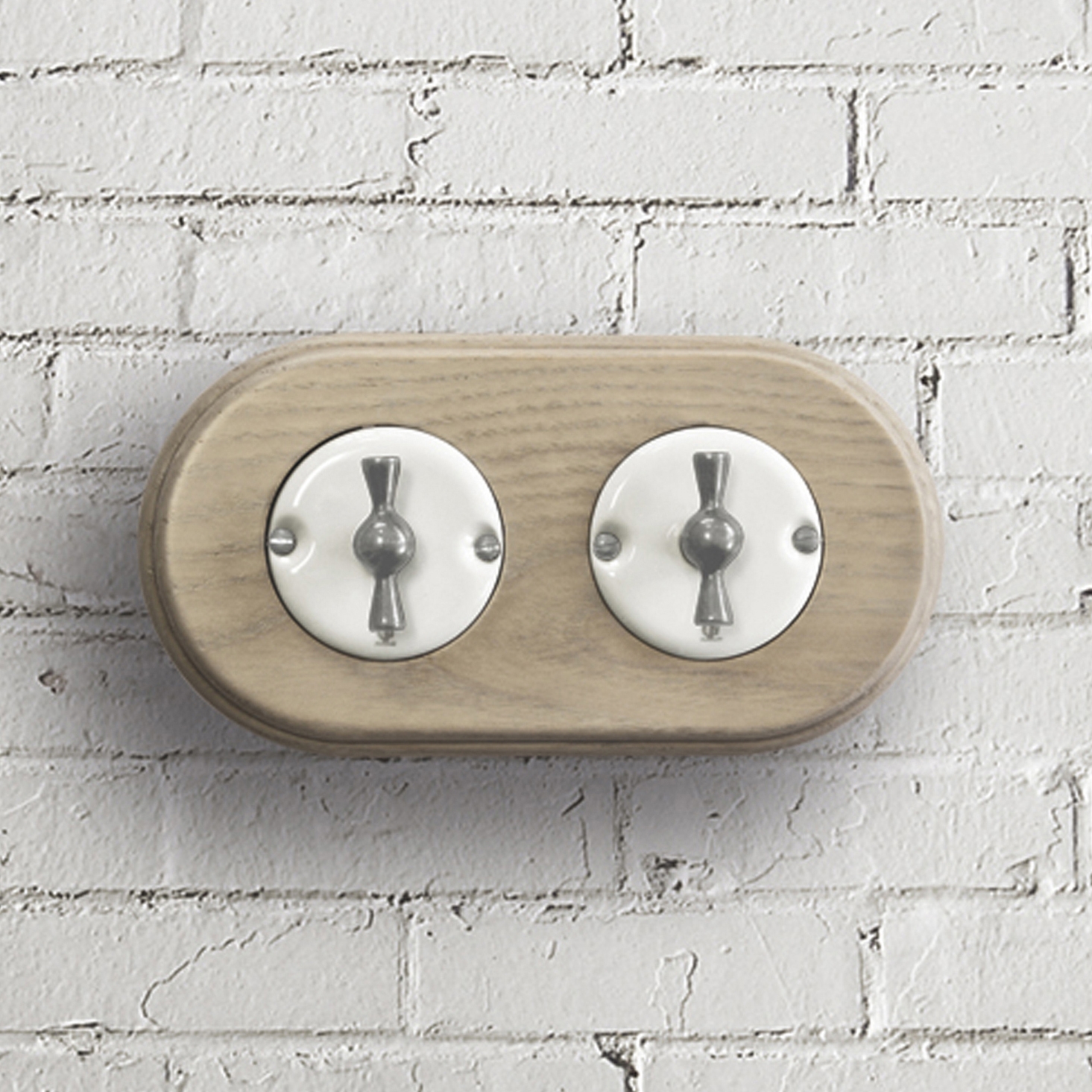 Produkt Arreda round⎟double switch des Herstellers Gi Gambarelli anzeigen