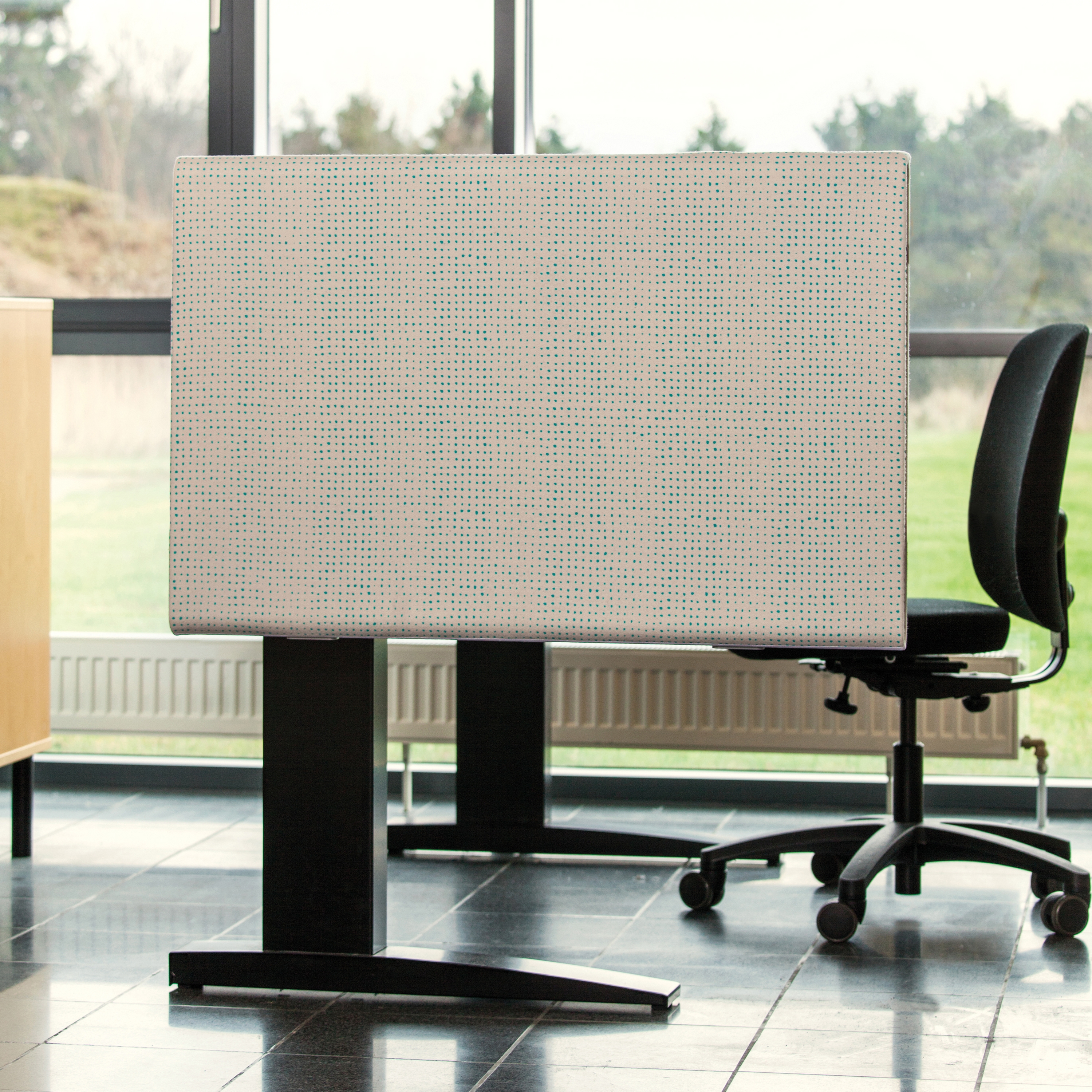 Display product Kurage Table Screen System 50 | Rounded | Dots from manufacturer Kurage