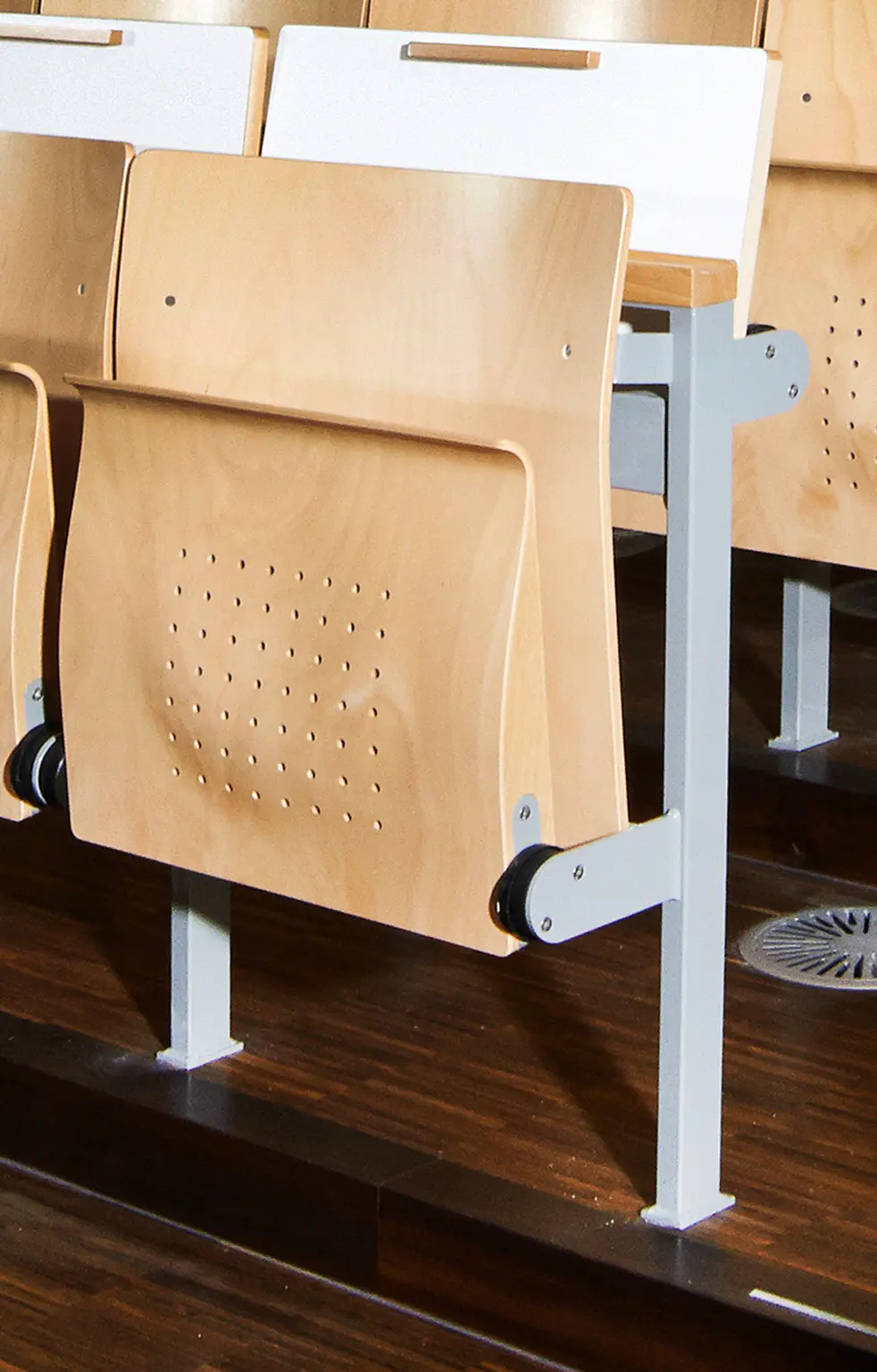 Stechert Stahlrohrmöbel - Technostep Seating Basic
