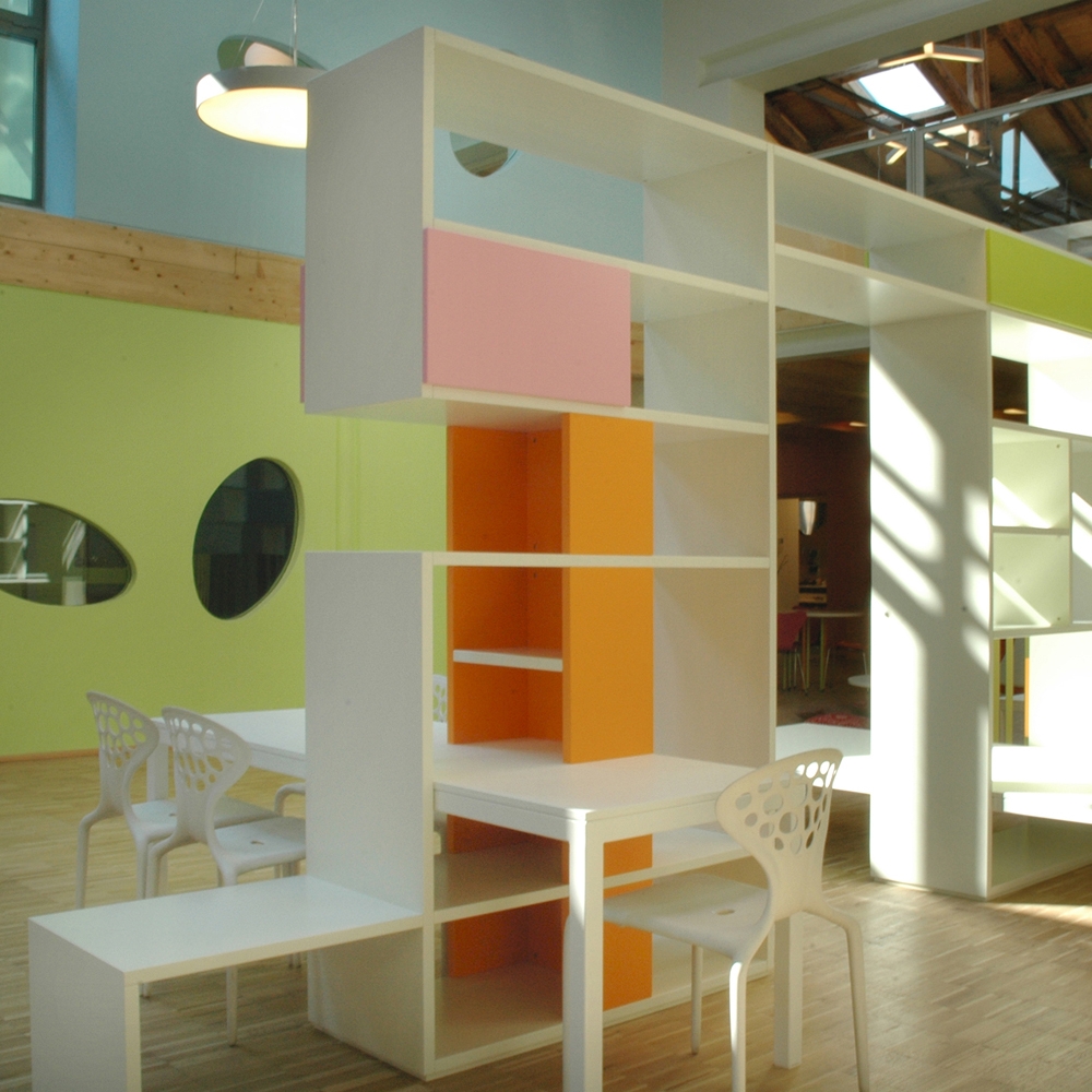 PLAY+ SOLID | BOOKSHELVES AND CONTAINERS