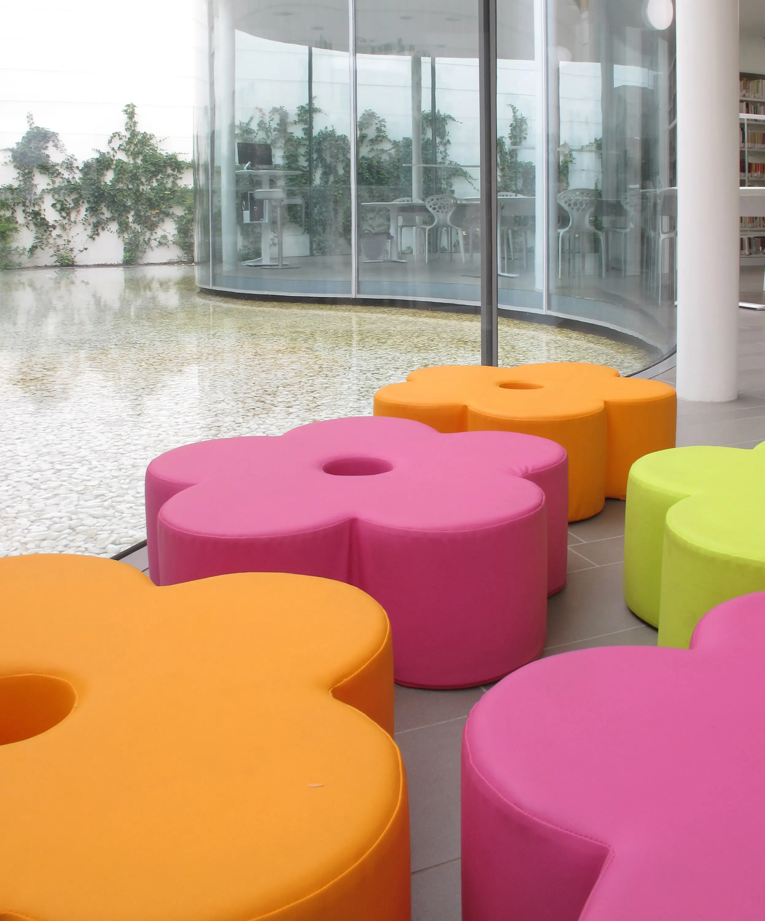 PLAY+ - Seduta Fiore®