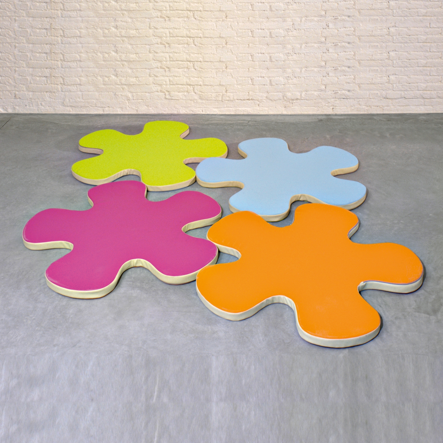 Mostrar el producto Tappeto Fiore® del fabricante PLAY+