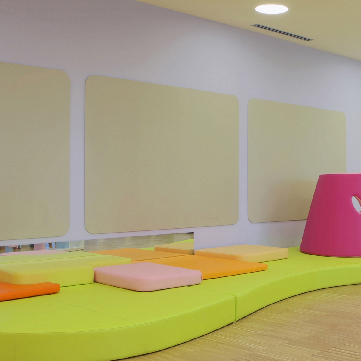 Display product Panel from manufacturer PLAY+