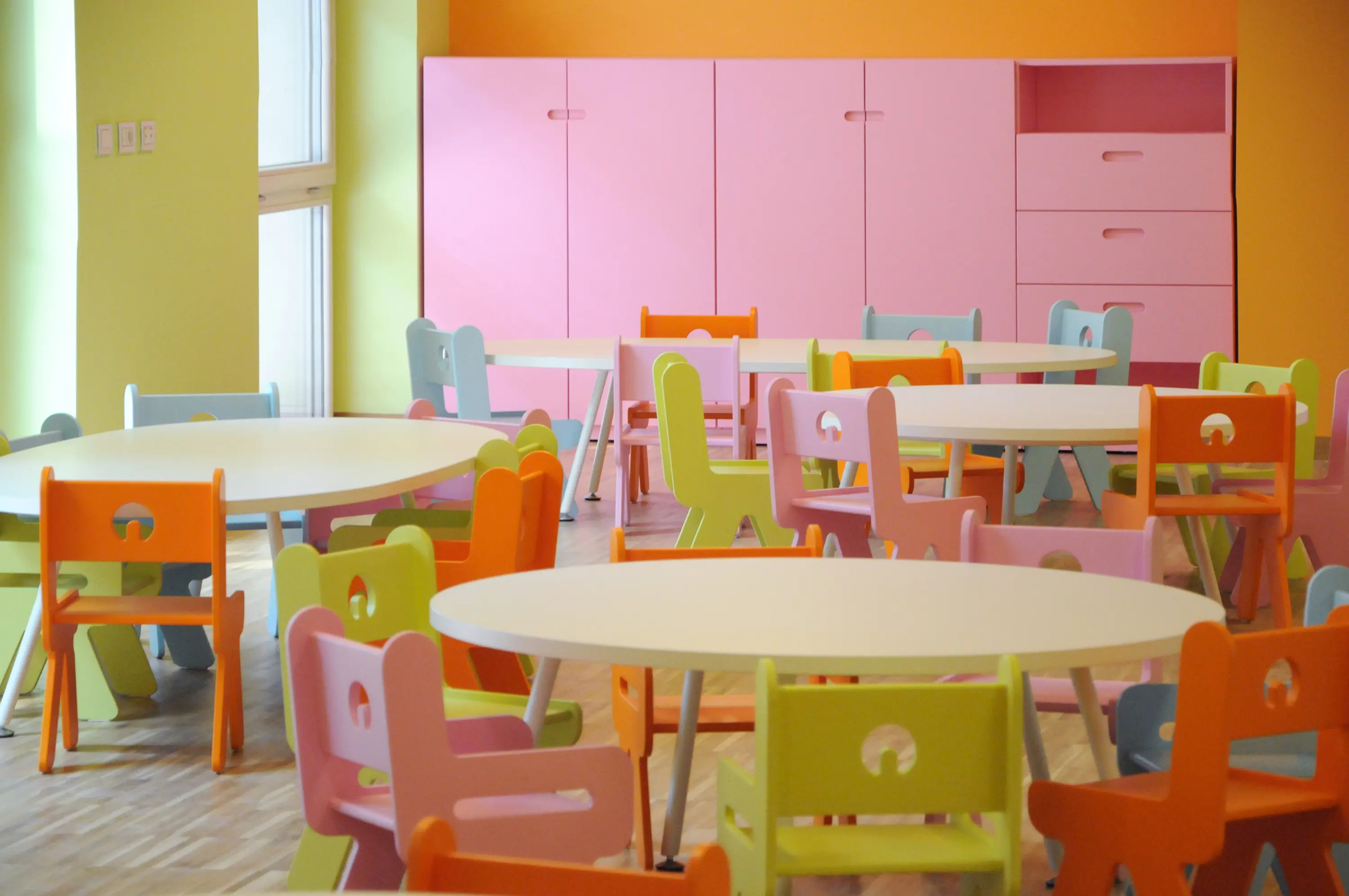 PLAY+ - Lunch cabinet