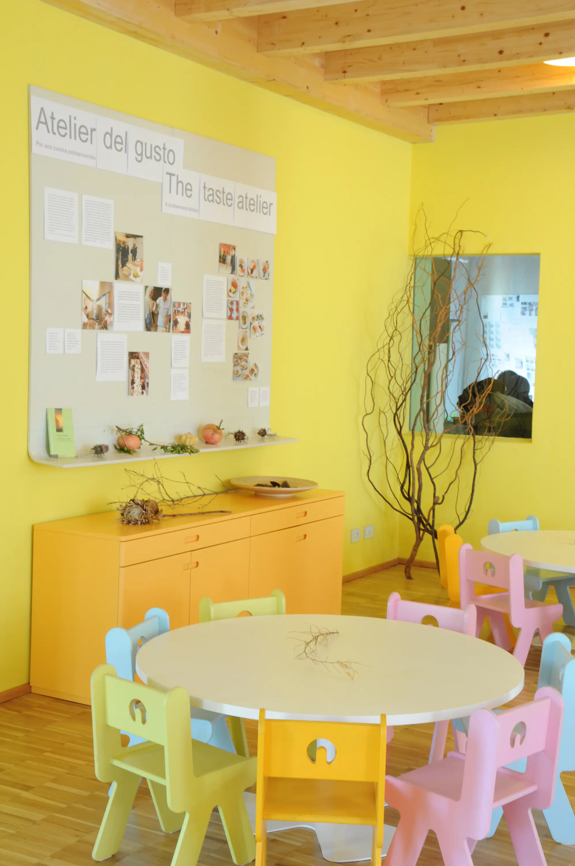 PLAY+ - Lunch cabinet