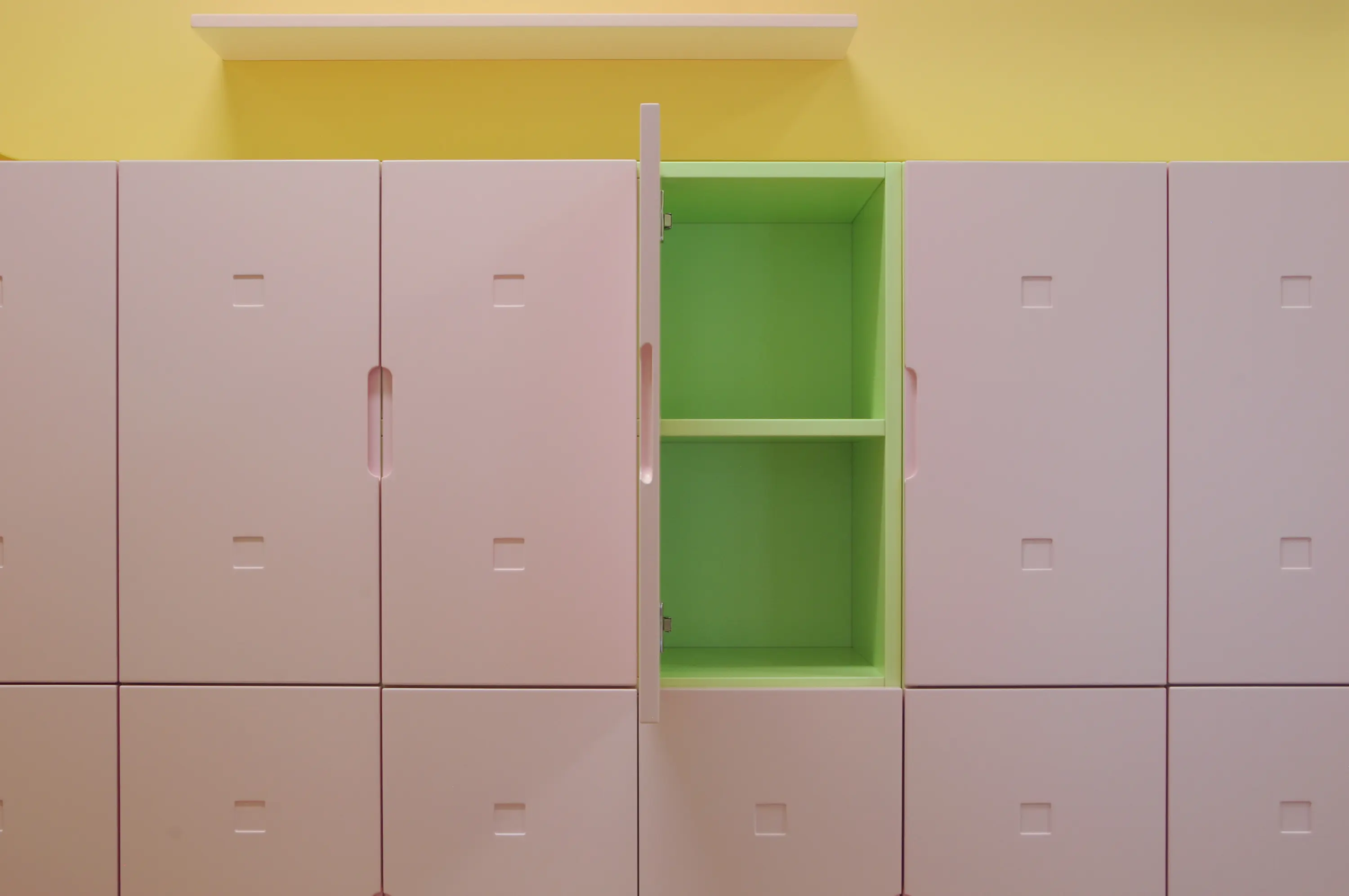 PLAY+ - Nursery wardrobe