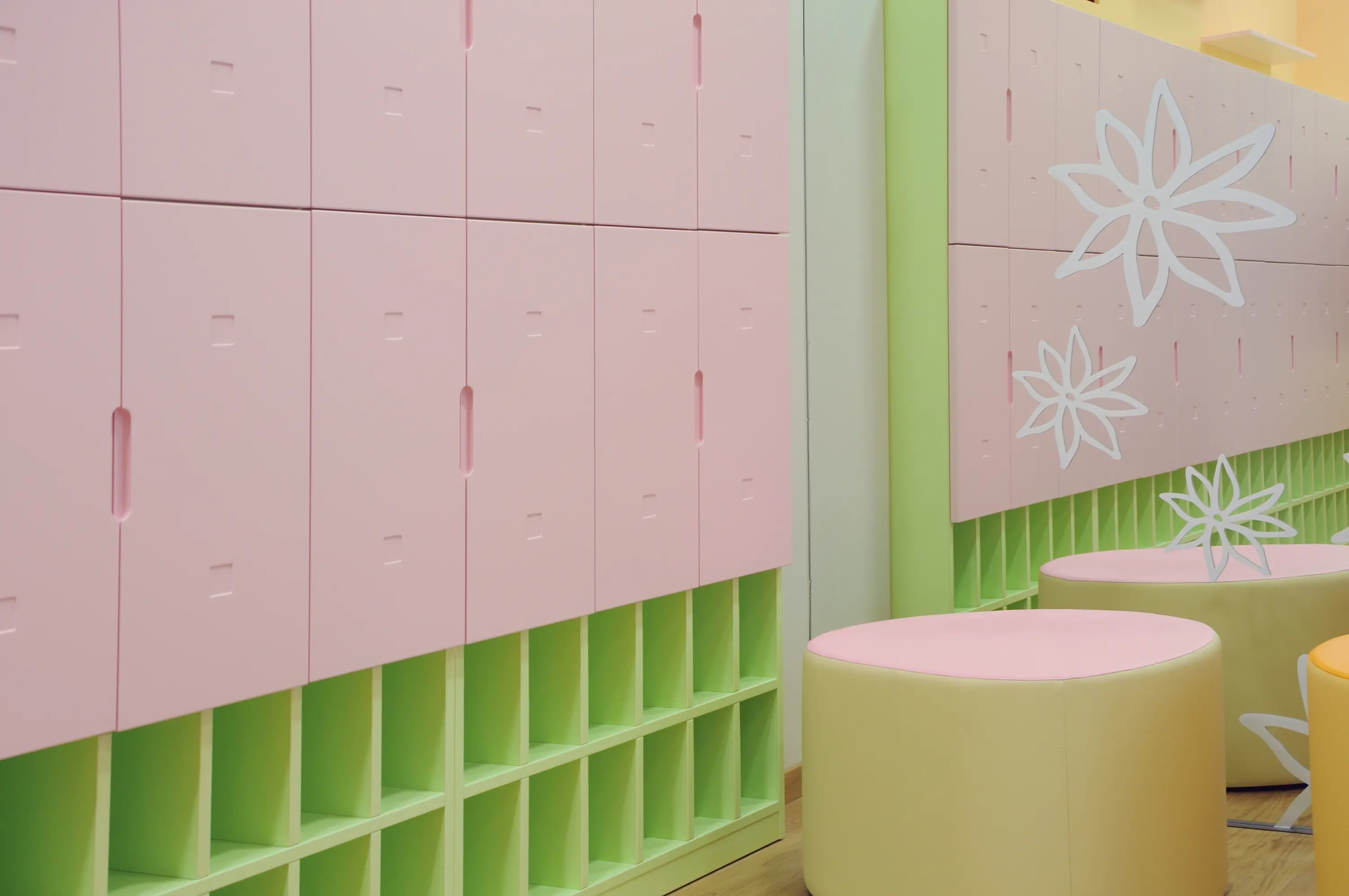 PLAY+ - Nursery wardrobe