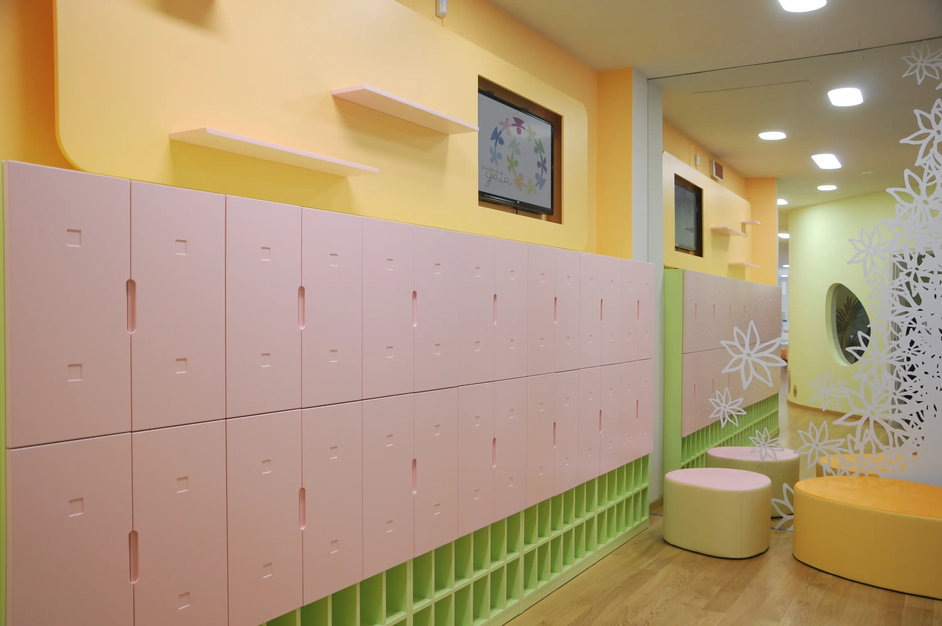 PLAY+ - Nursery wardrobe