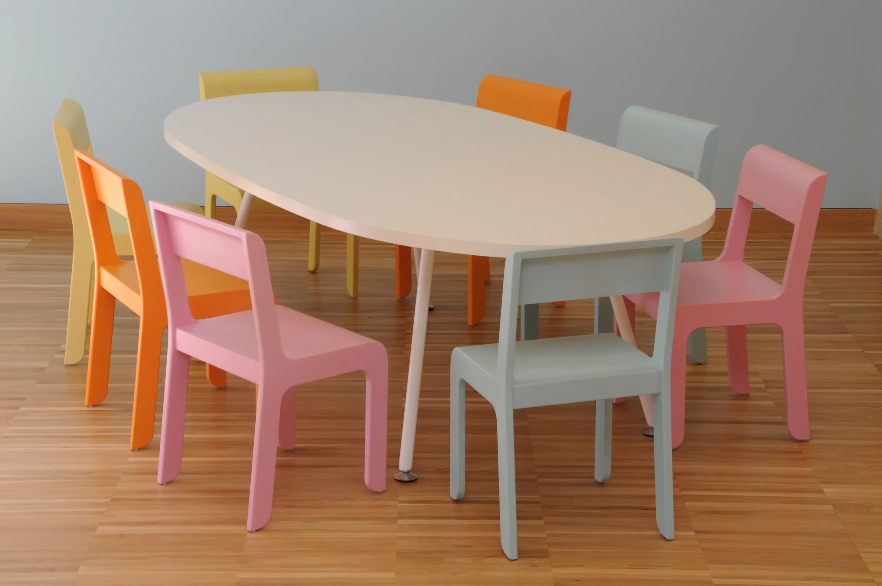 PLAY+ - Table oval top