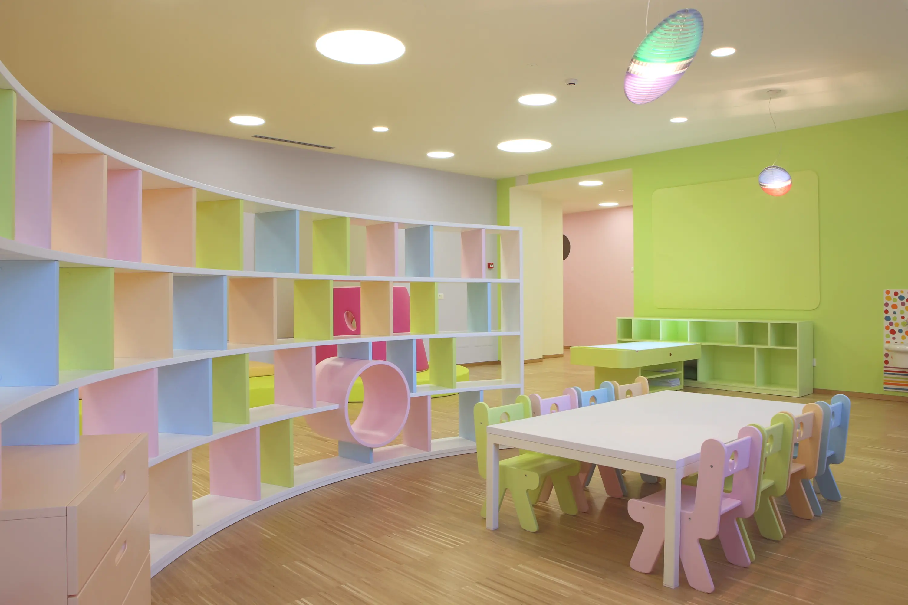 PLAY+ - Tavolo rettangolare