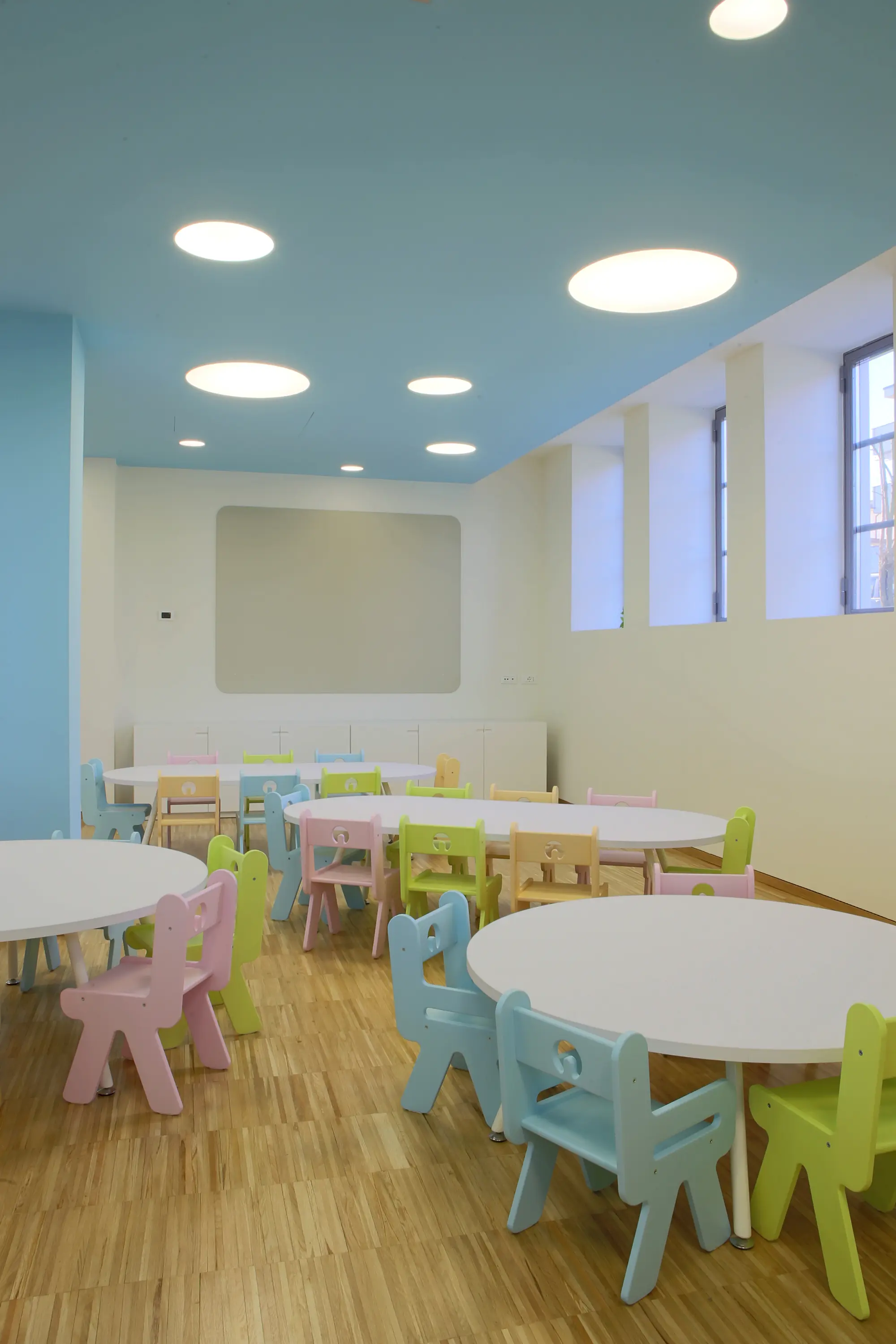 PLAY+ - Bee-beep chair