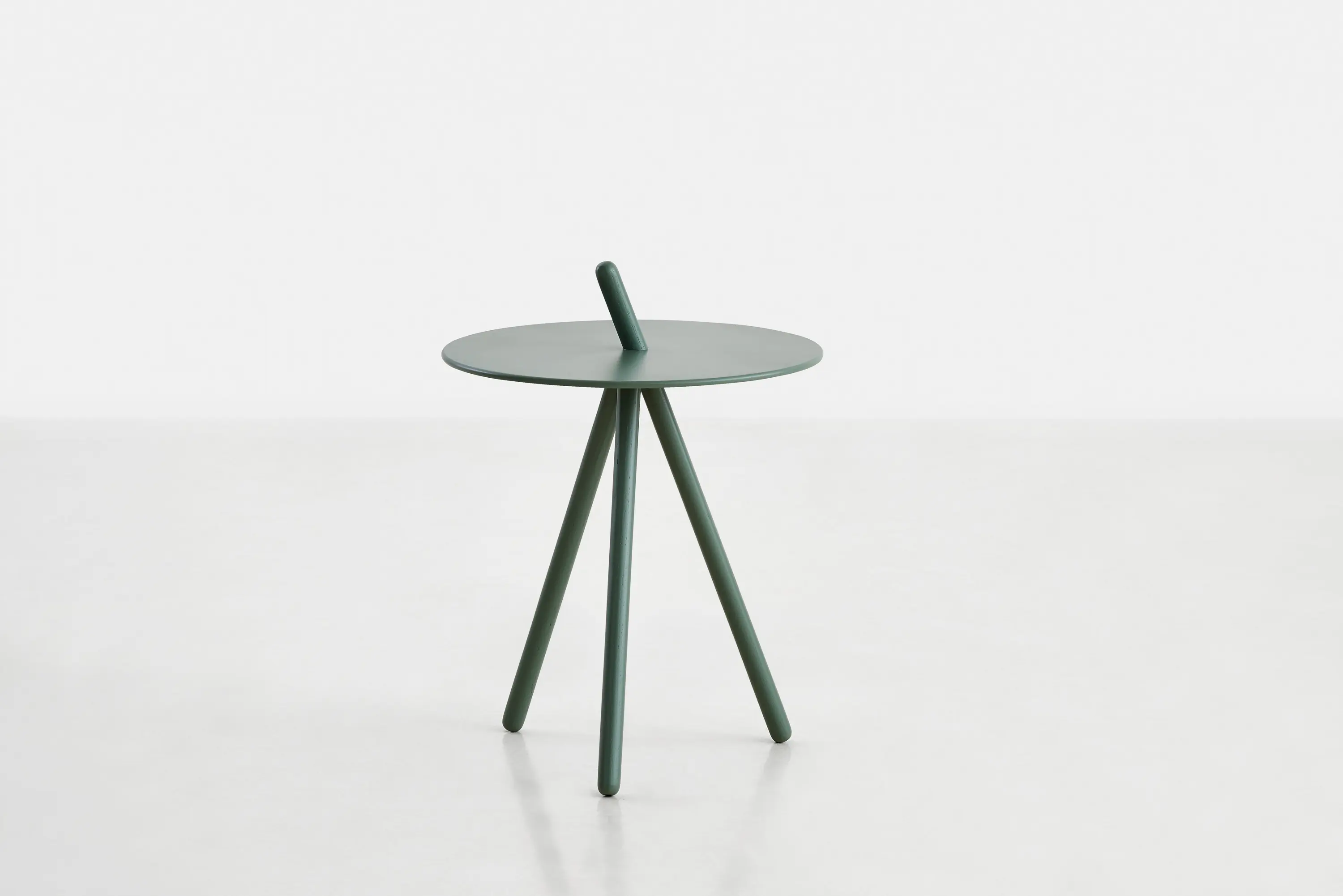 WOUD - Come Here Side Table