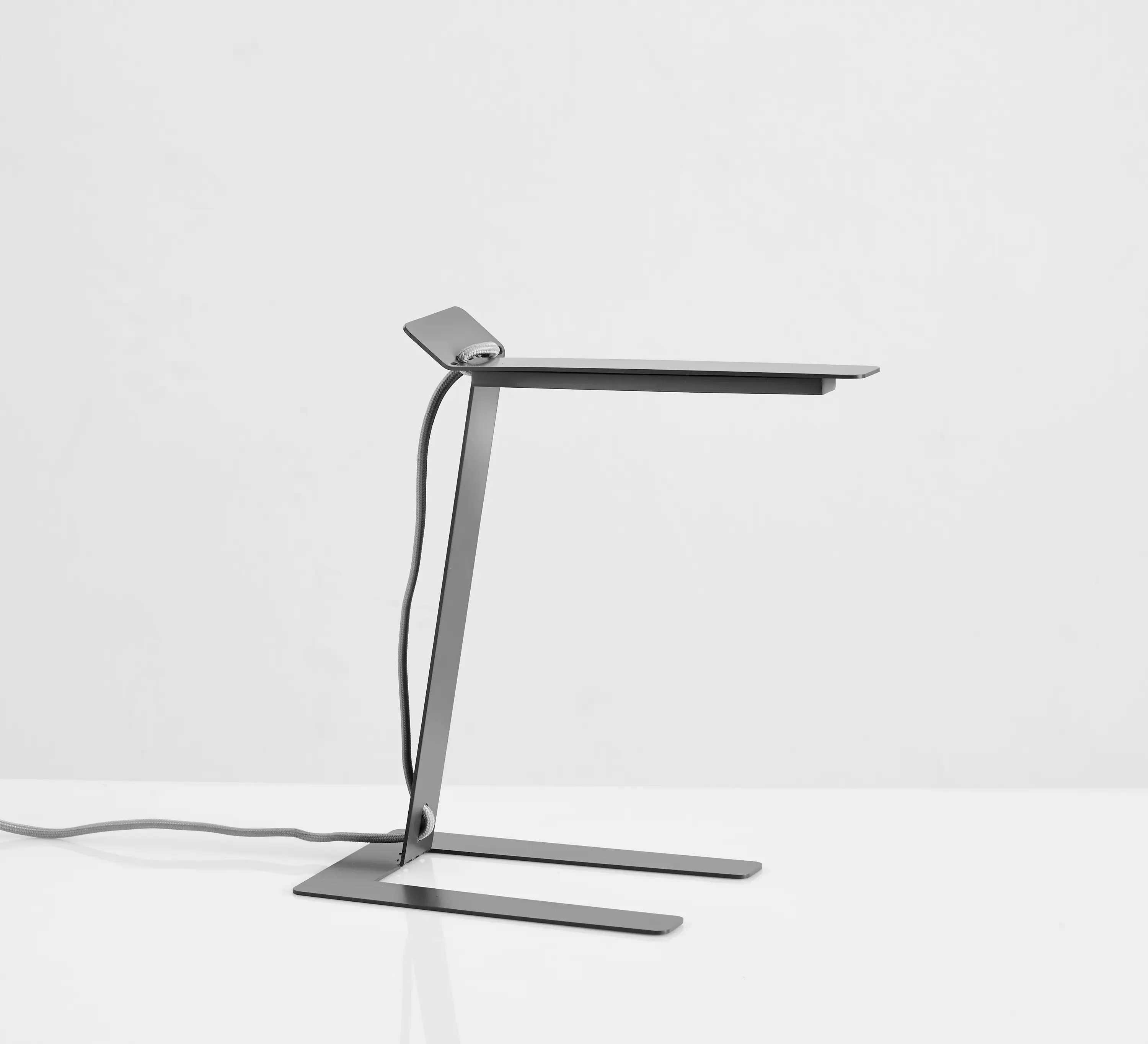 WOUD - Benshee Table Lamp