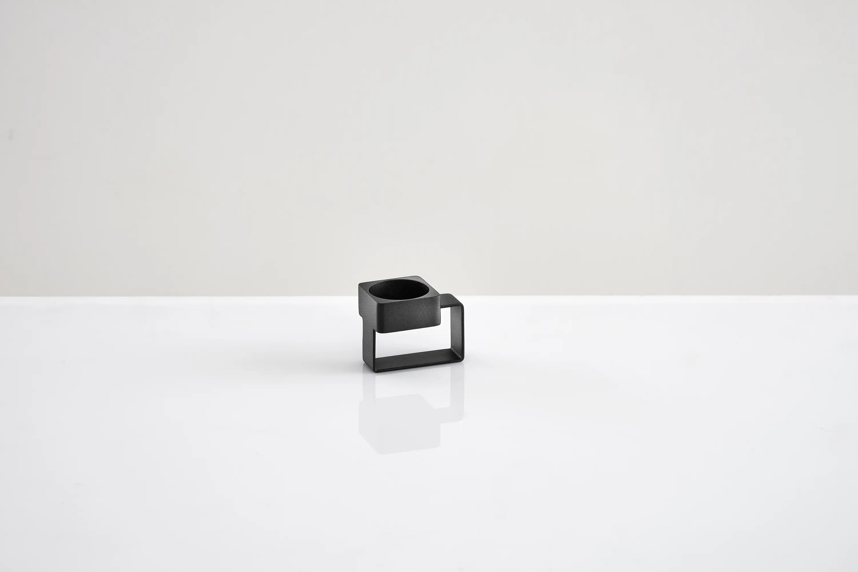 WOUD - Tap Tea Light Holder