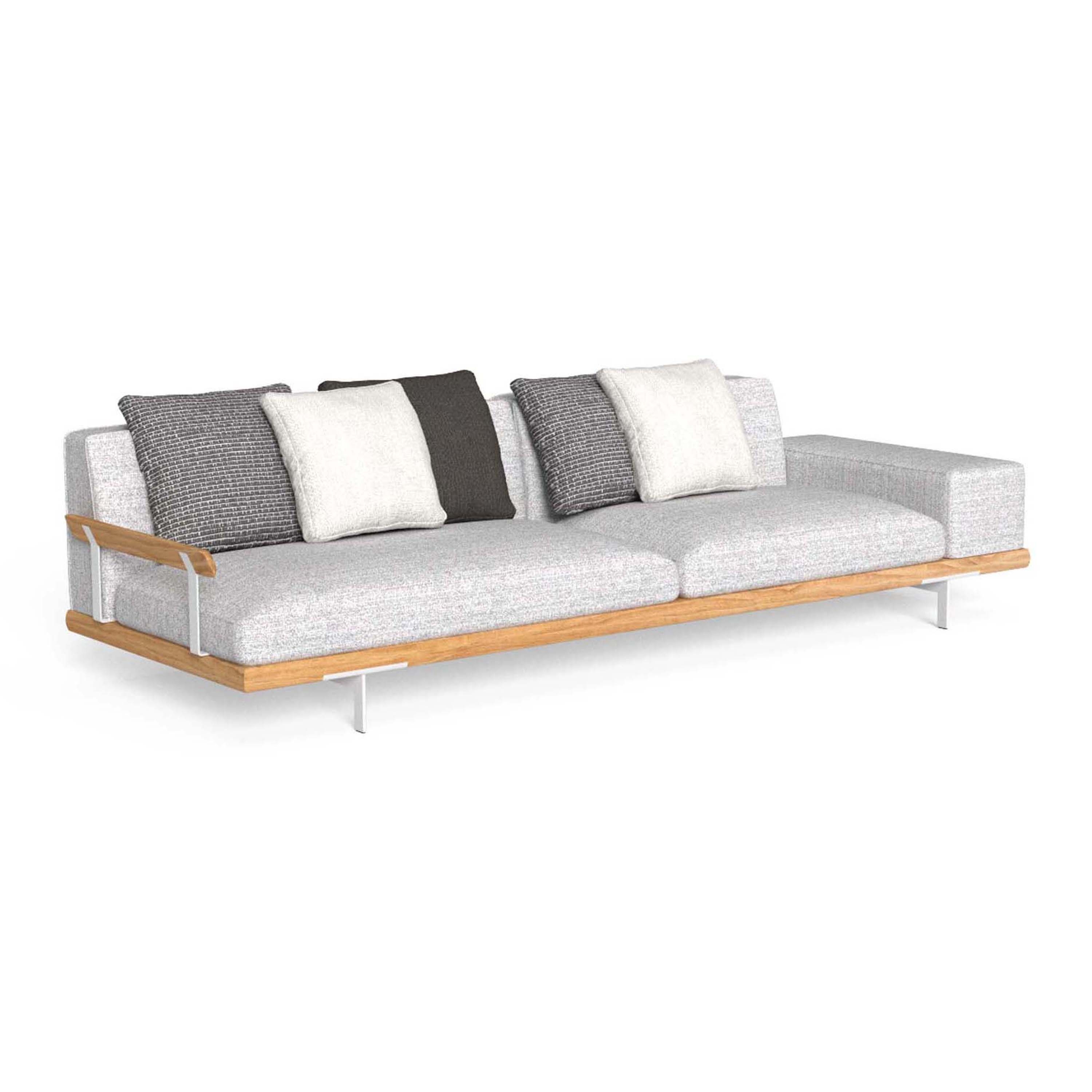 Mostra il prodotto Allure | Sofa 3 Seater Fabric Sx + Wood Dx Arm del produttore Talenti