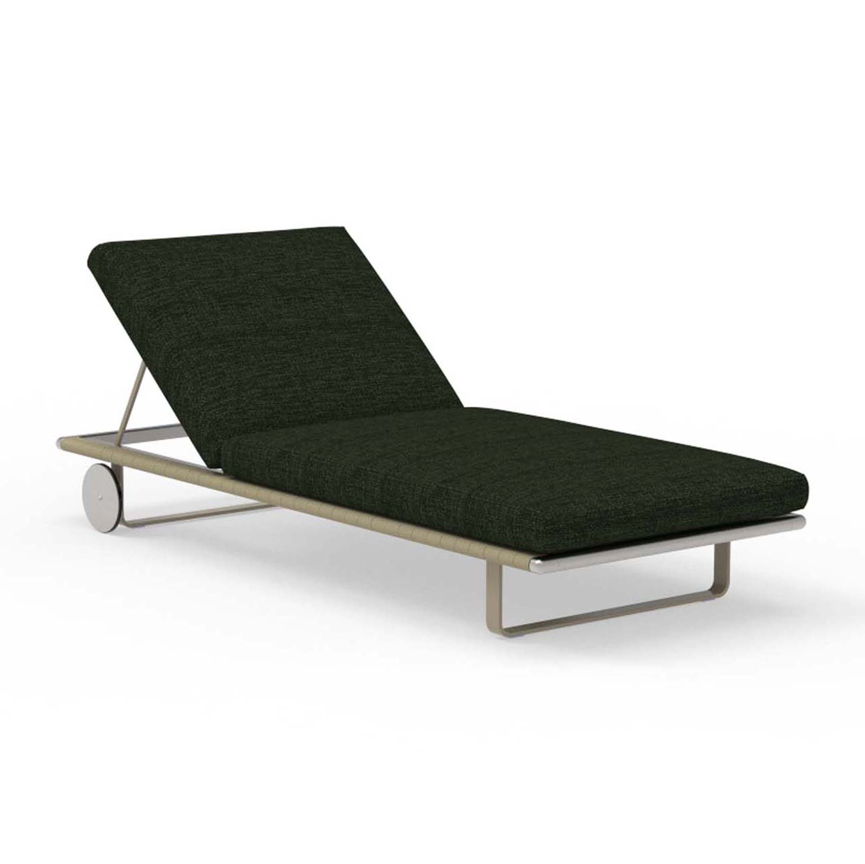 Display product George | Sunbed from manufacturer Talenti