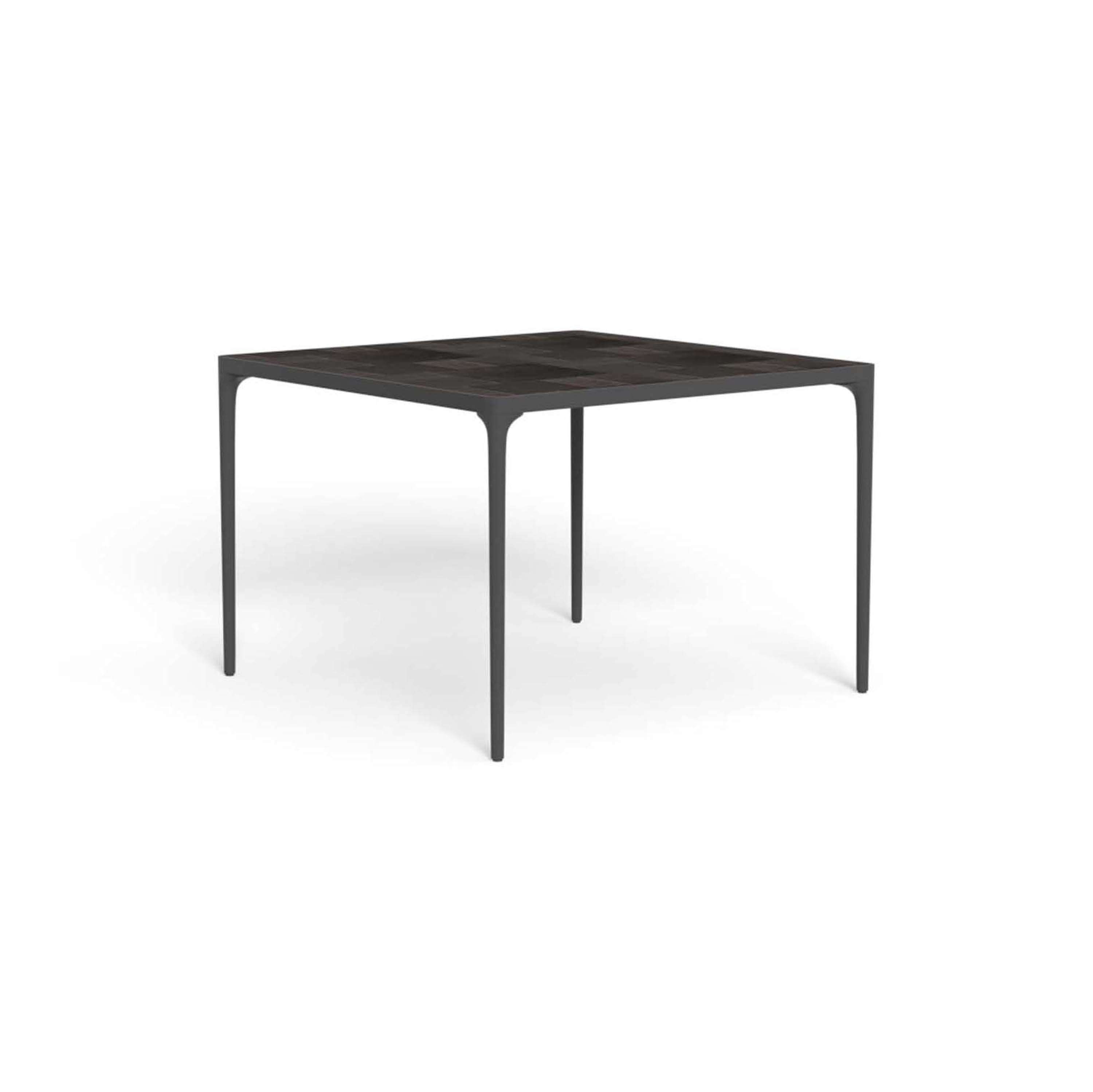Display product Nalu | Dining Table 106X106 from manufacturer Talenti