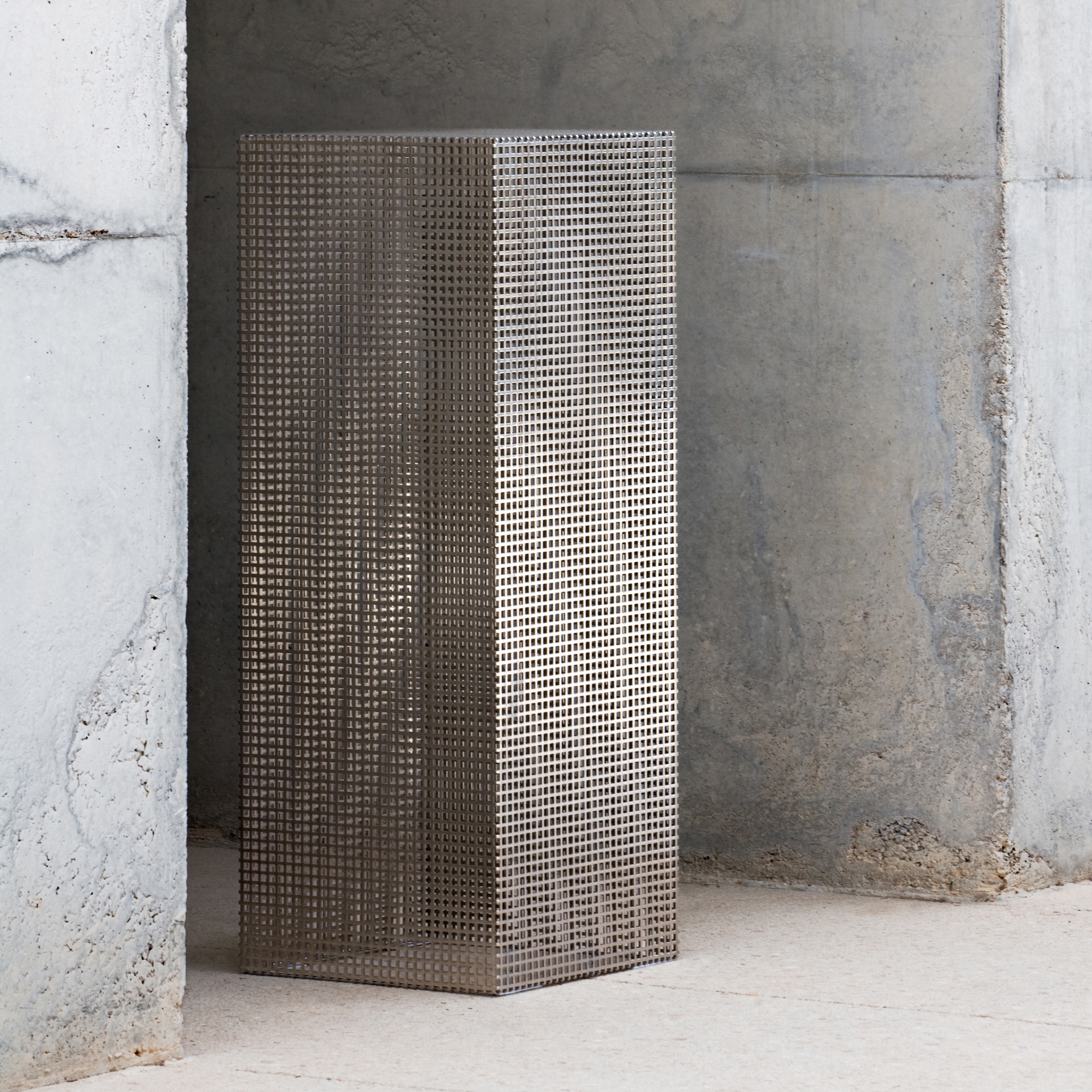 Mostrar el producto Detroit pedestal del fabricante BALTUS
