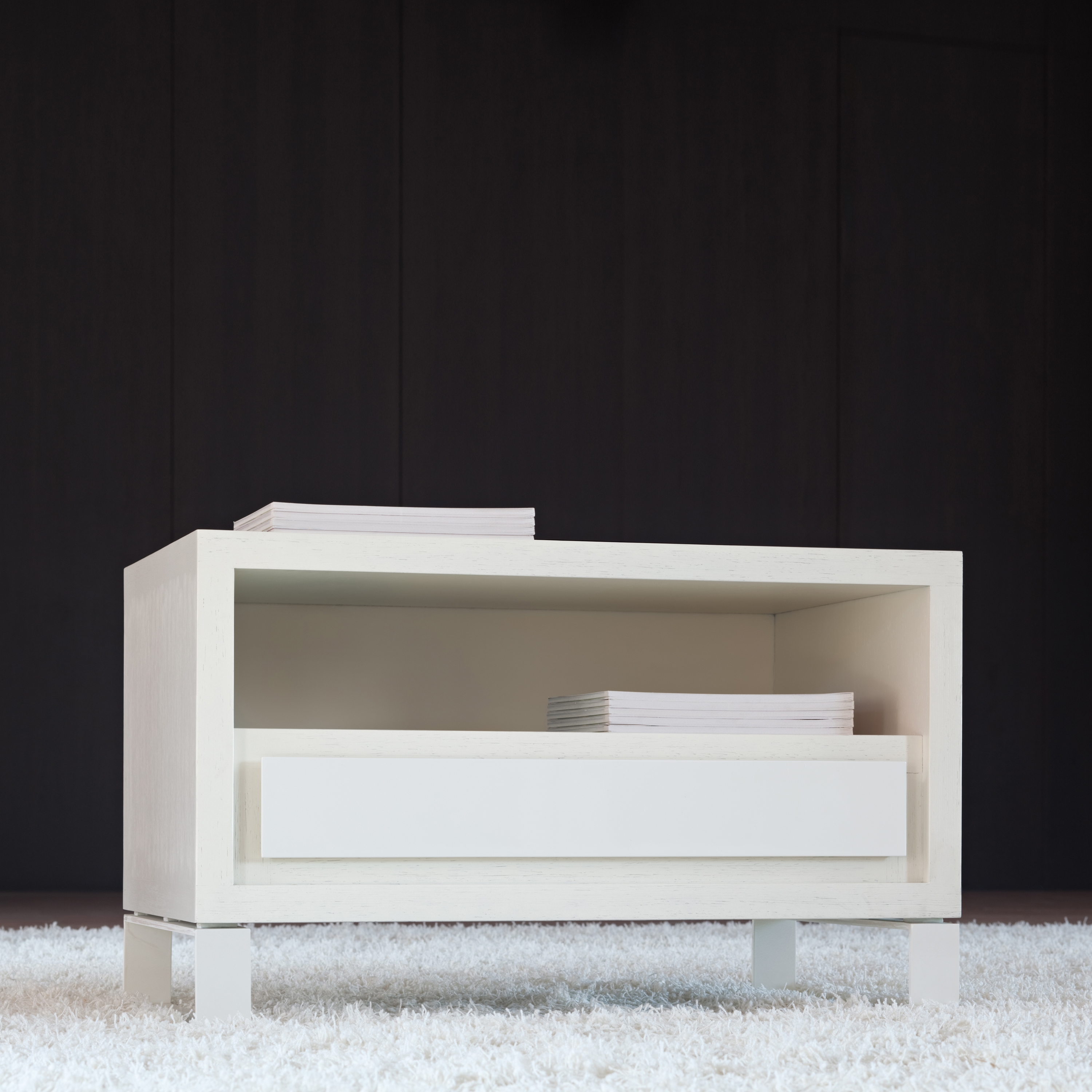 Mostrar el producto Verona mesita de noche del fabricante BALTUS