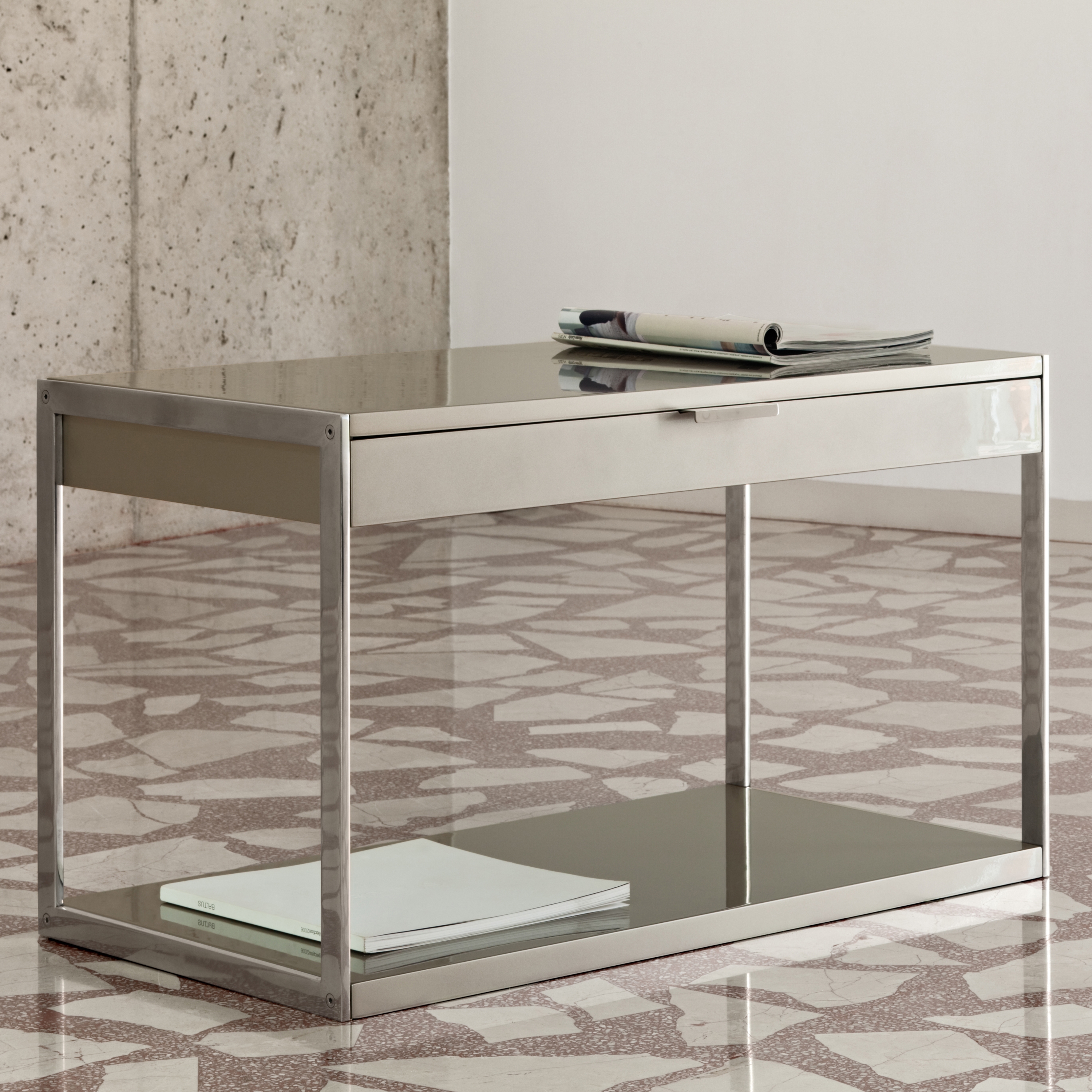 Mostrar el producto Waterloo mesita de noche del fabricante BALTUS